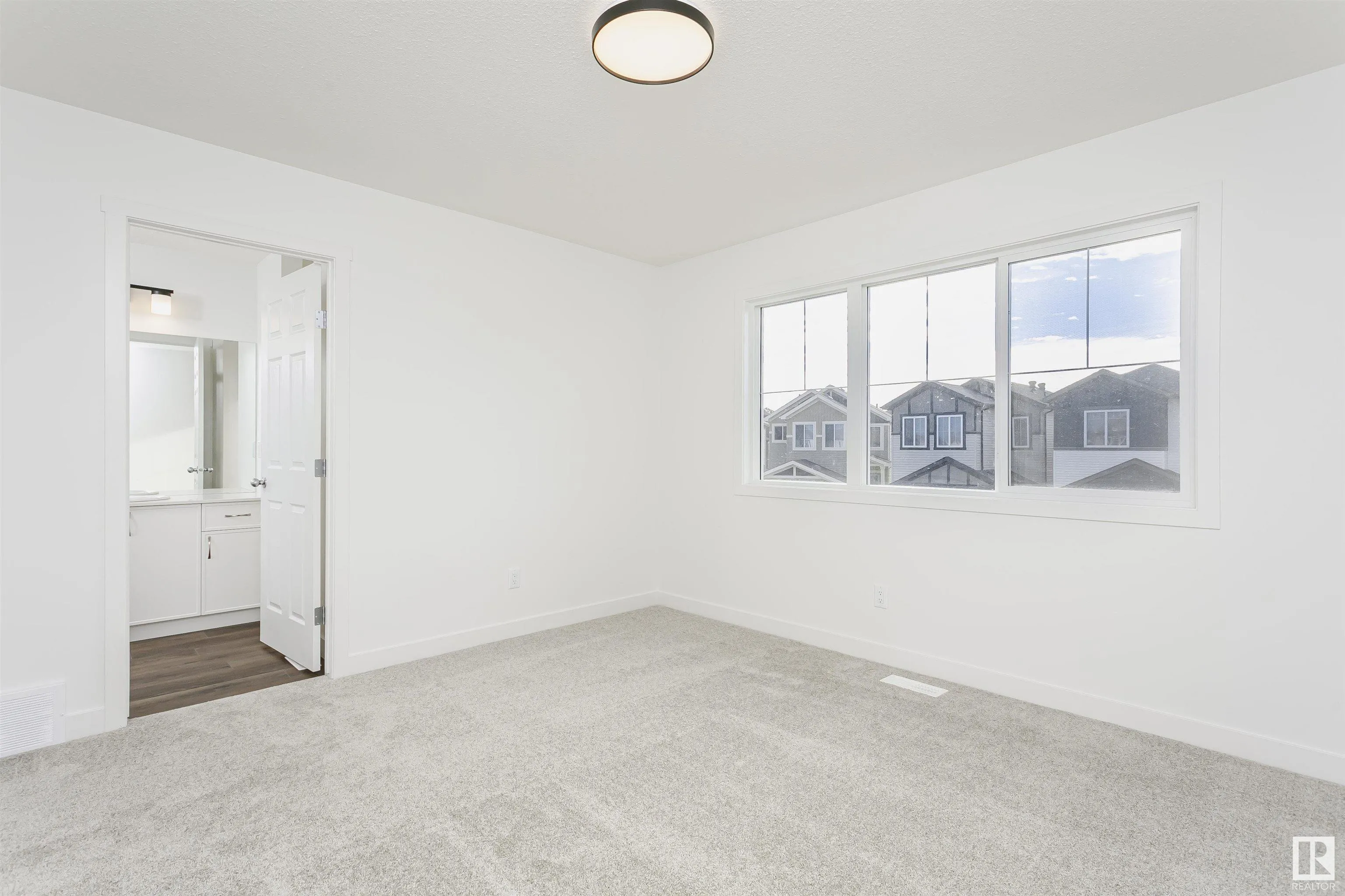 9530 CARSON BEND
