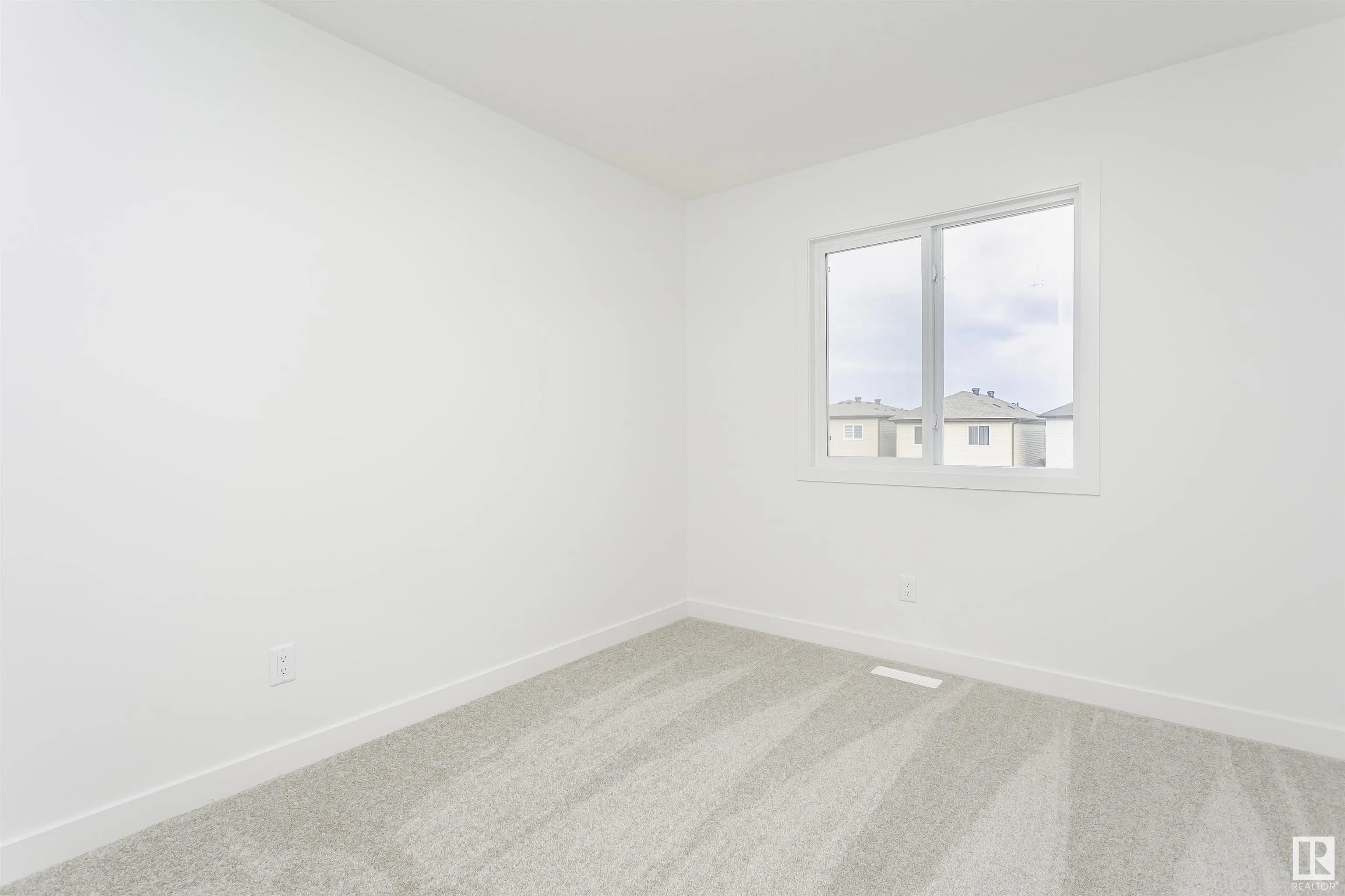 9530 CARSON BEND