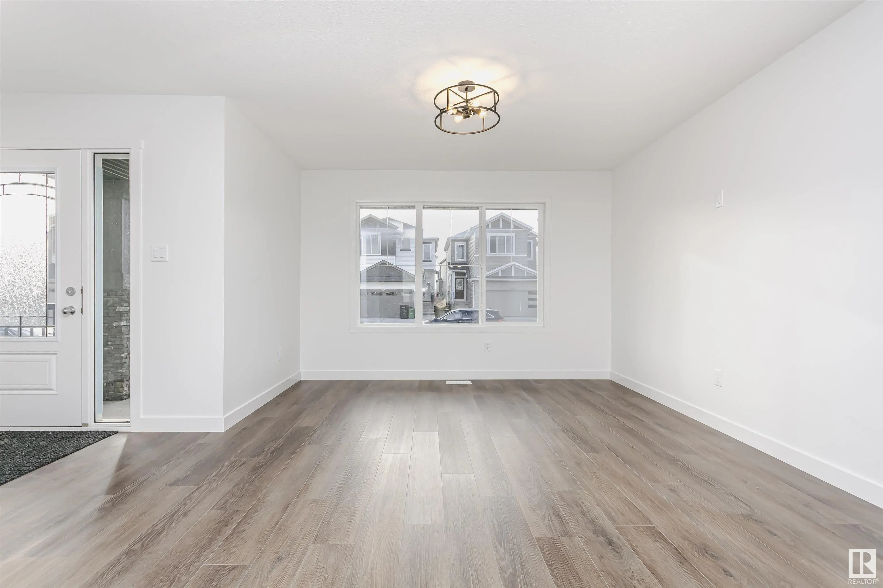 9530 CARSON BEND