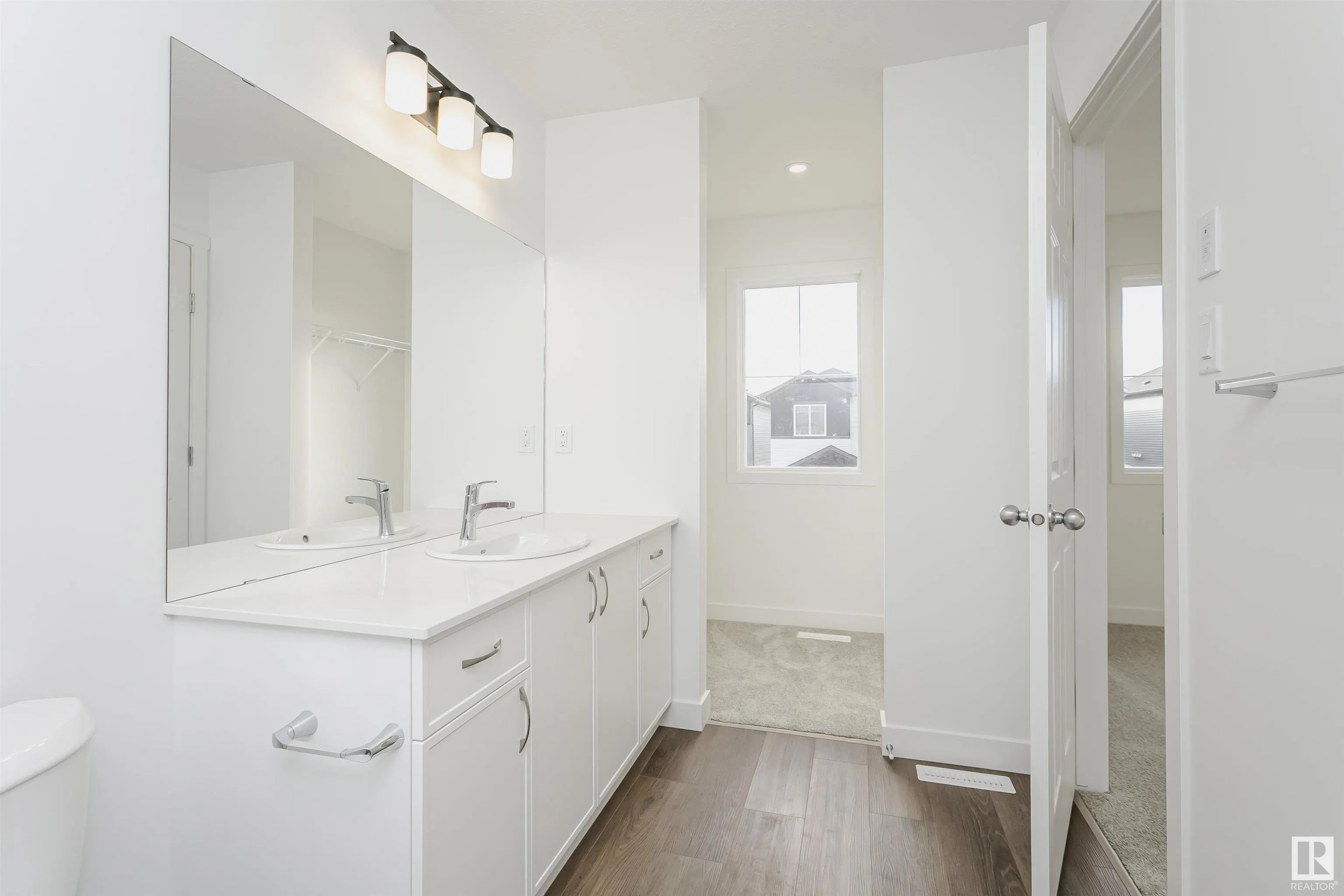 9530 CARSON BEND