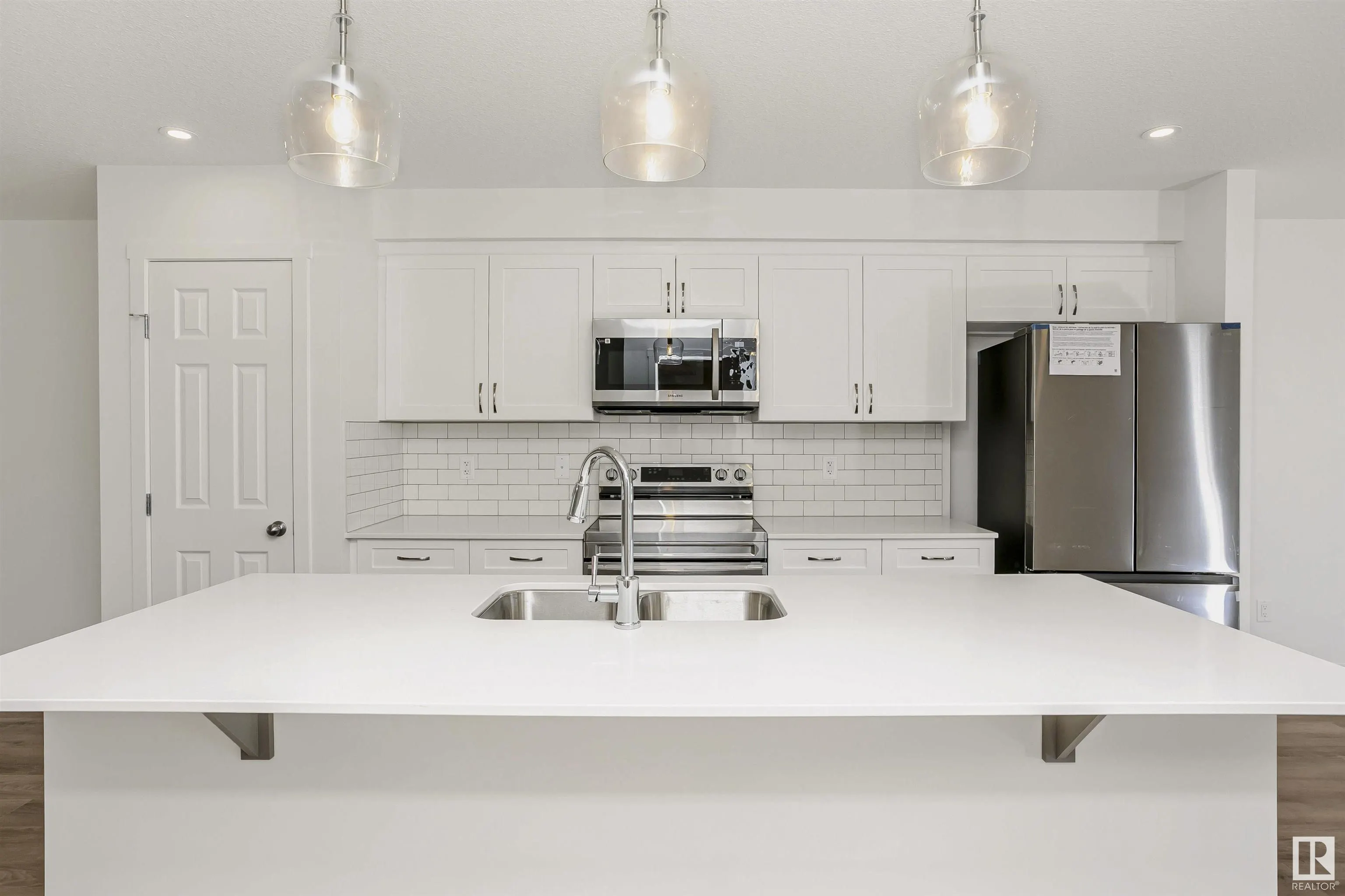 9552 CARSON BEND