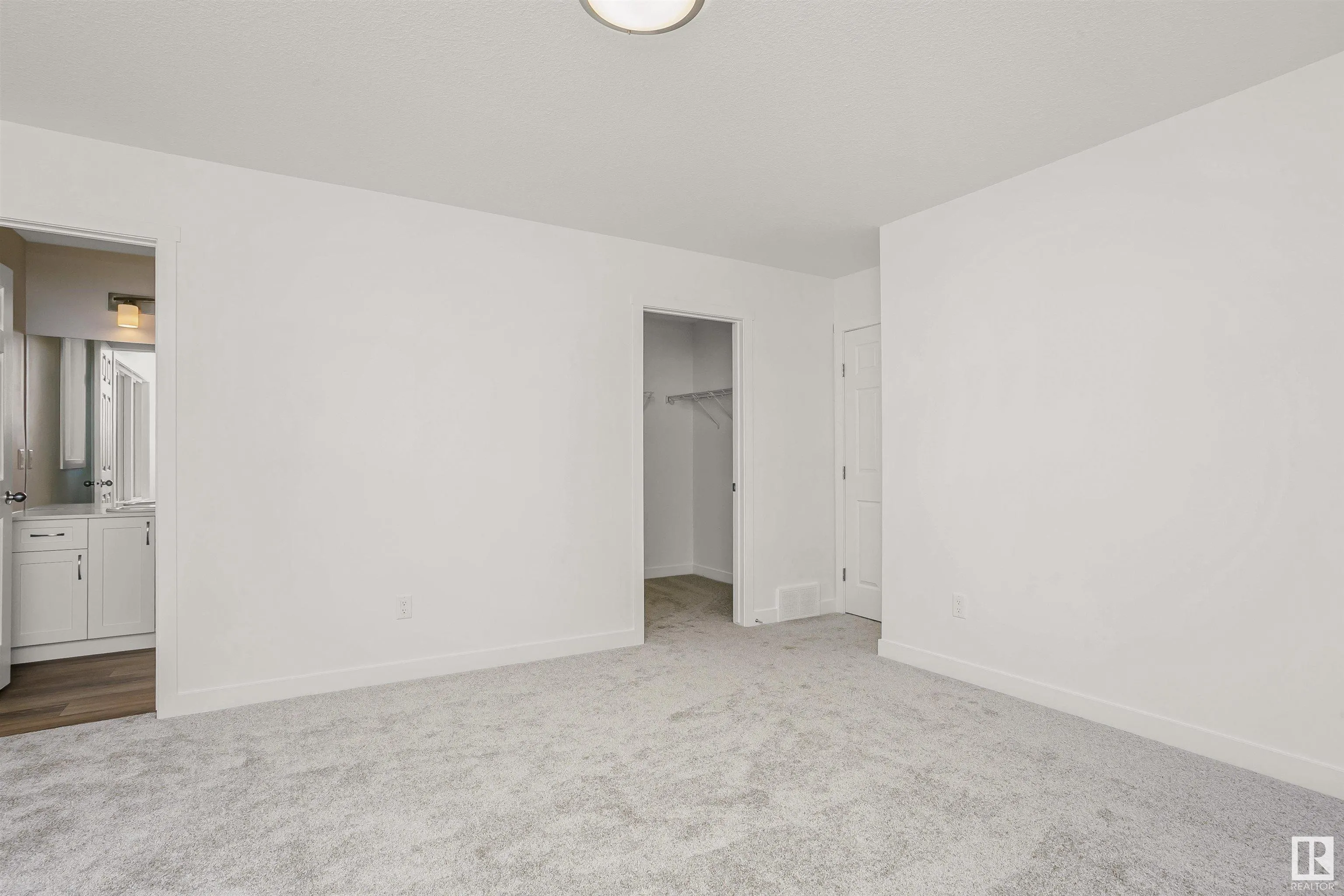 9552 CARSON BEND