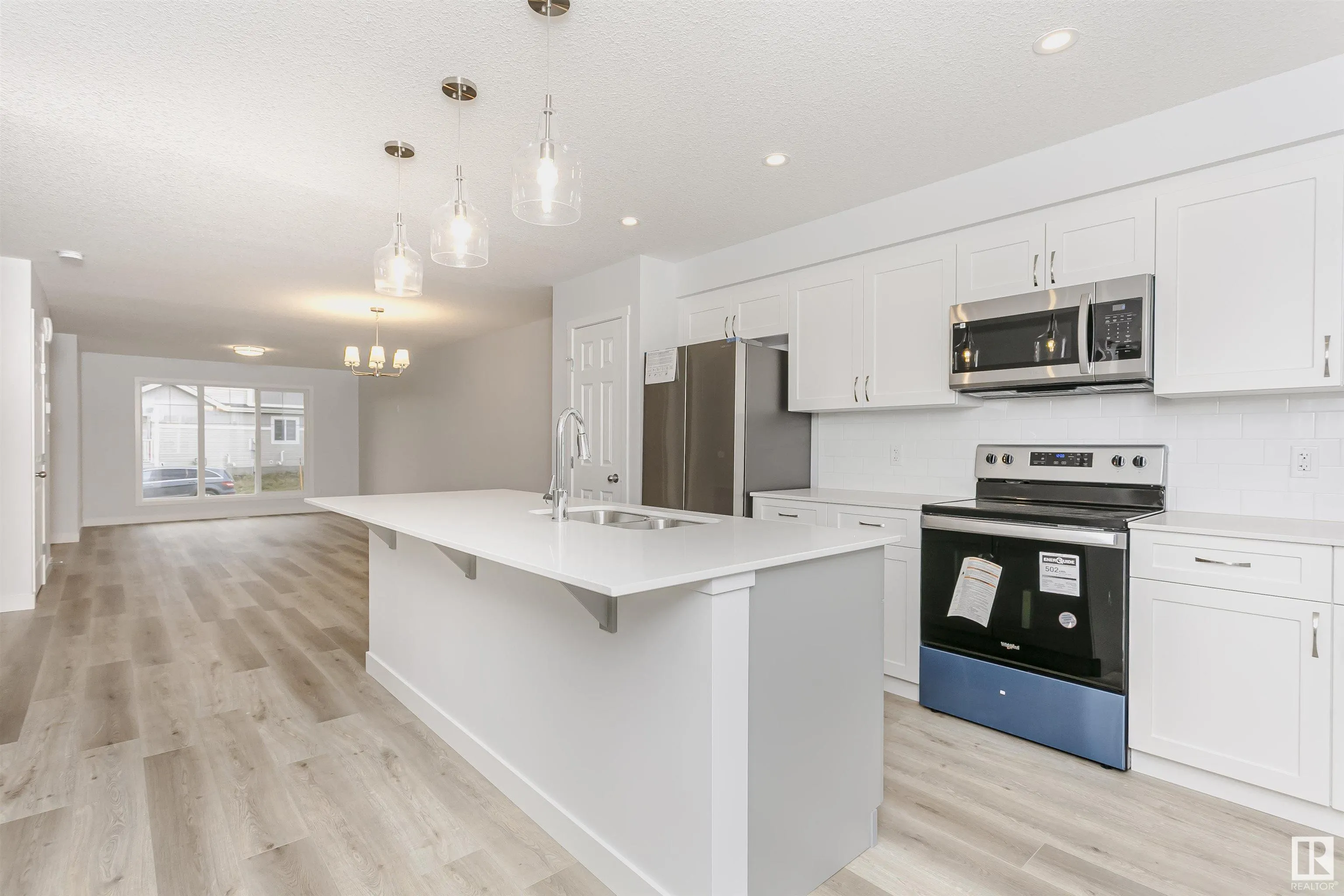 9564 CARSON BEND