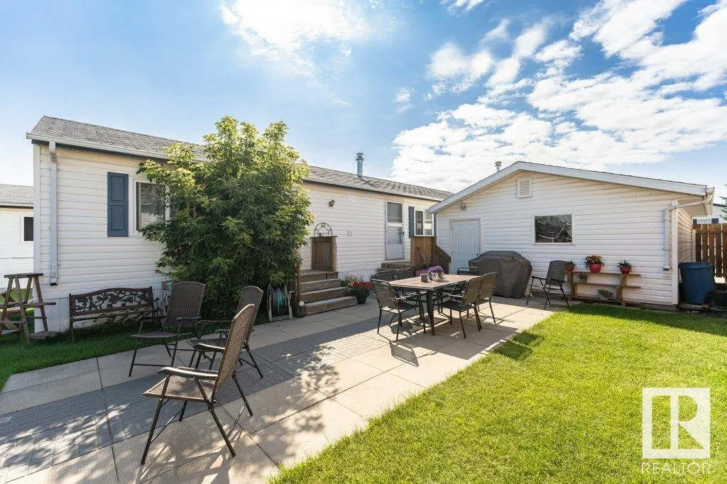 3402 Lakeview Point(e)