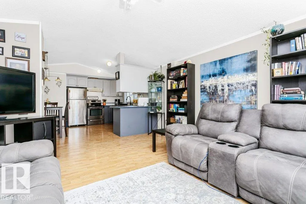 3402 Lakeview Point(e)