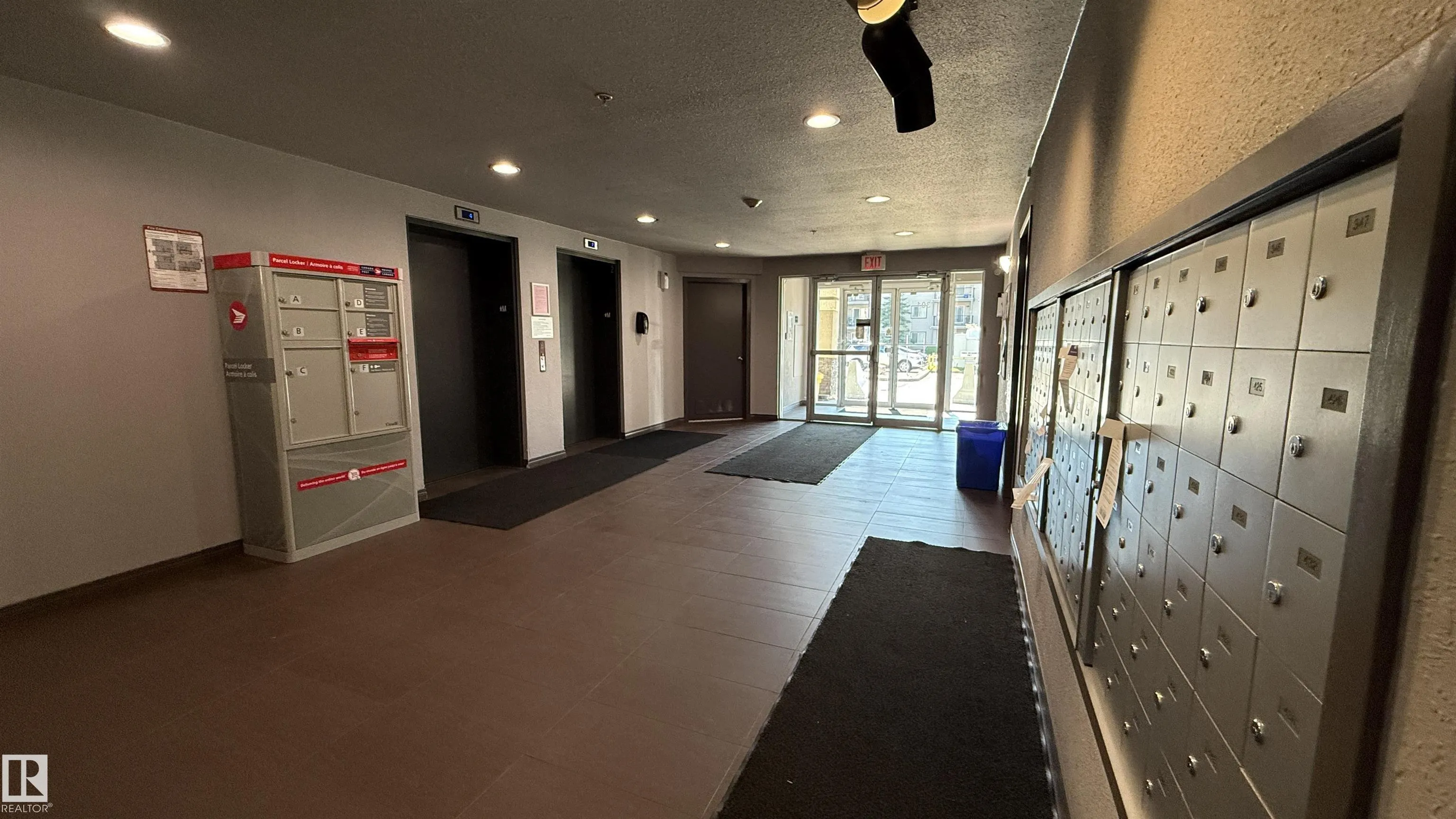 301 CLAREVIEW STATION Drive