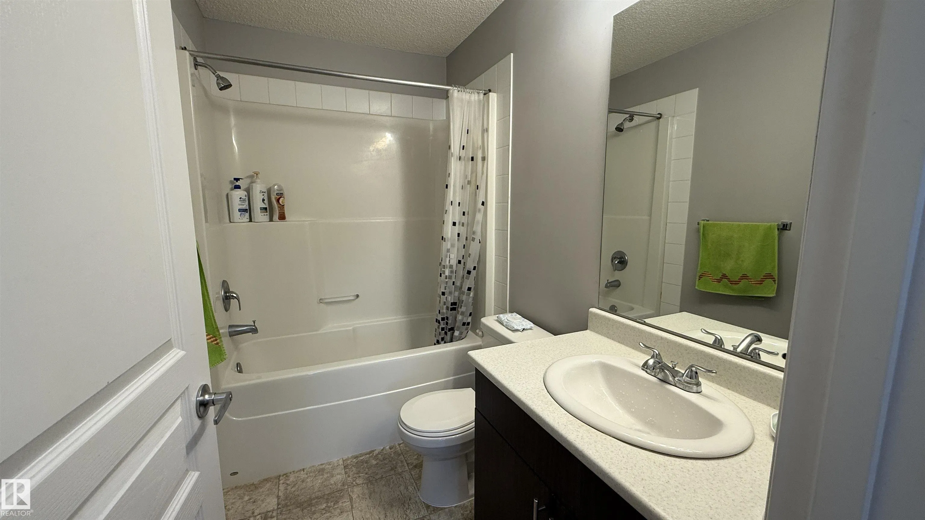 301 CLAREVIEW STATION Drive