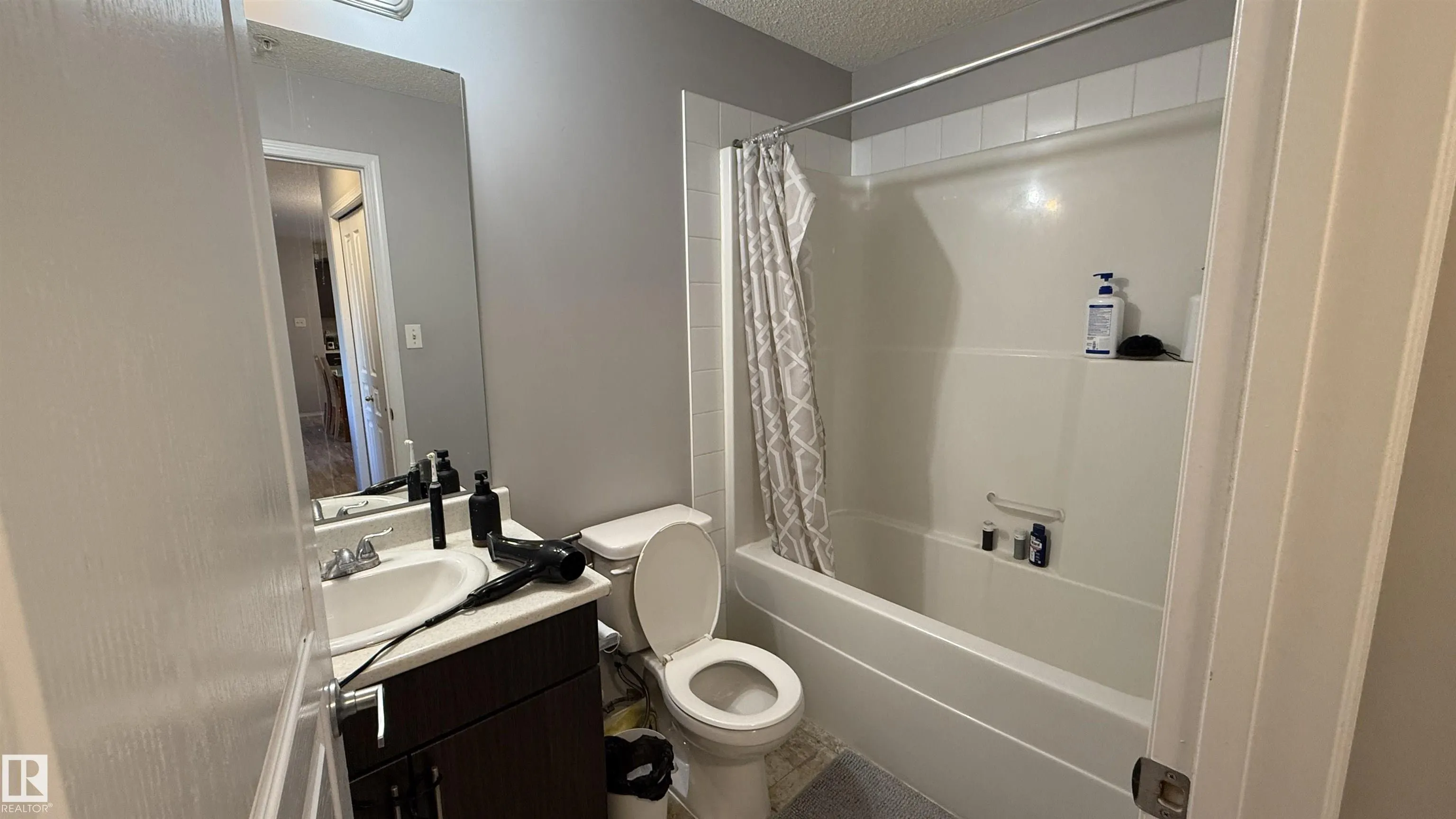 301 CLAREVIEW STATION Drive