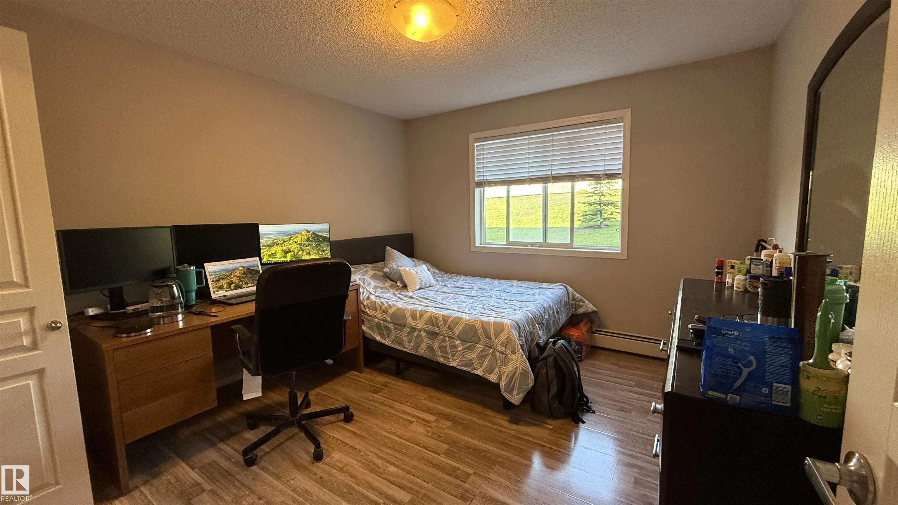301 CLAREVIEW STATION Drive