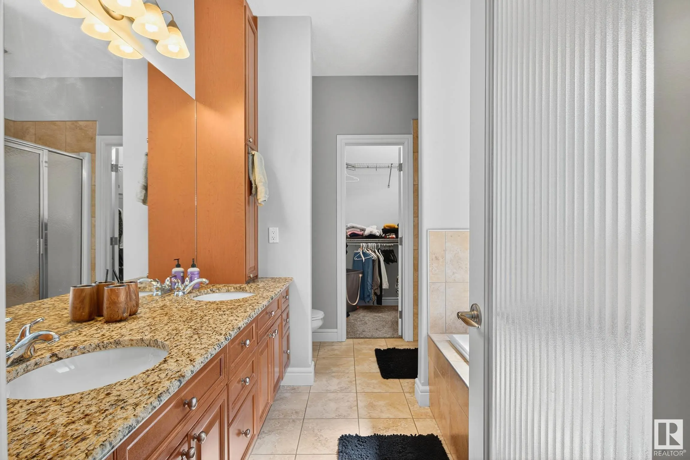 13 OAKCREST Terrace