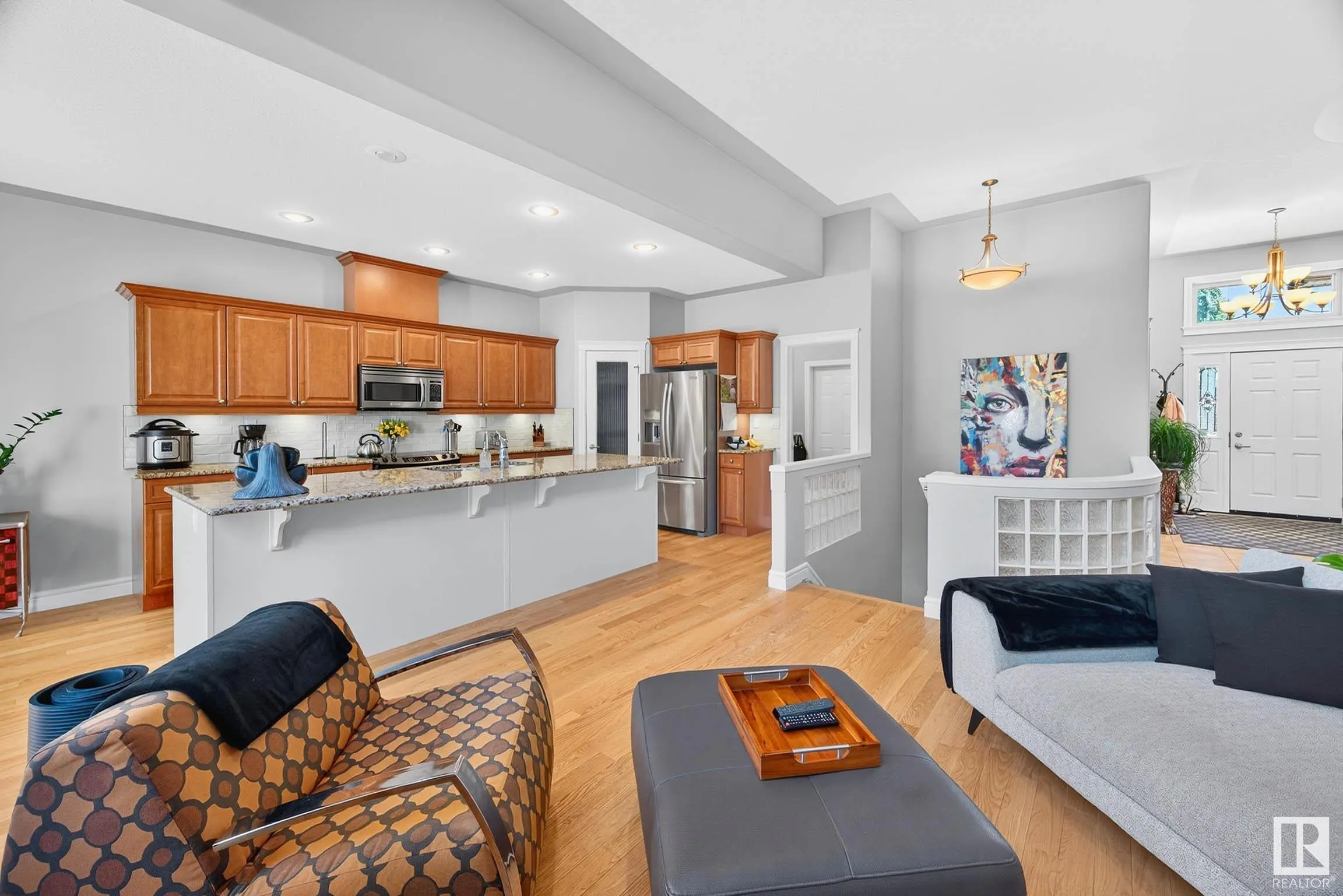 13 OAKCREST Terrace