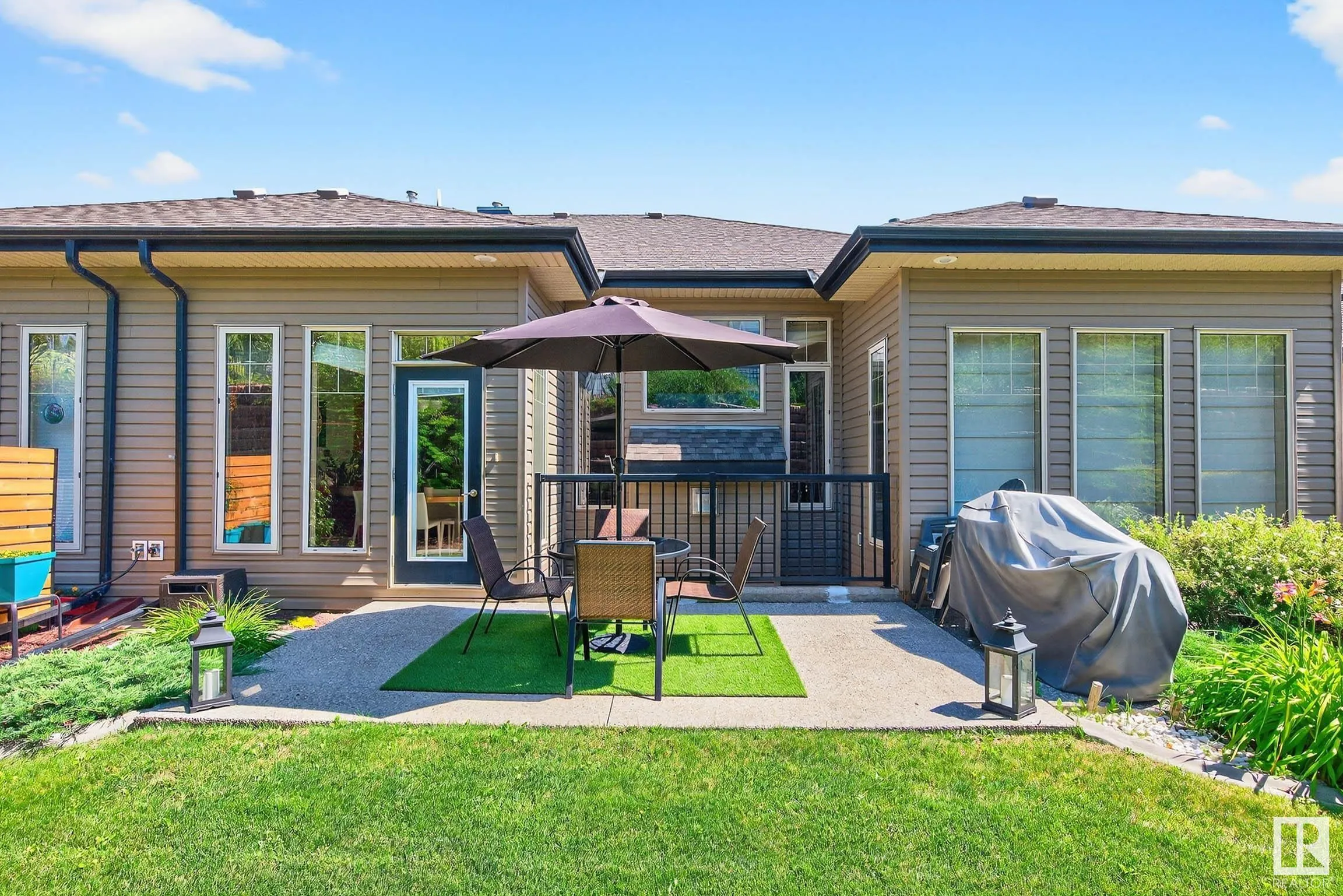 13 OAKCREST Terrace