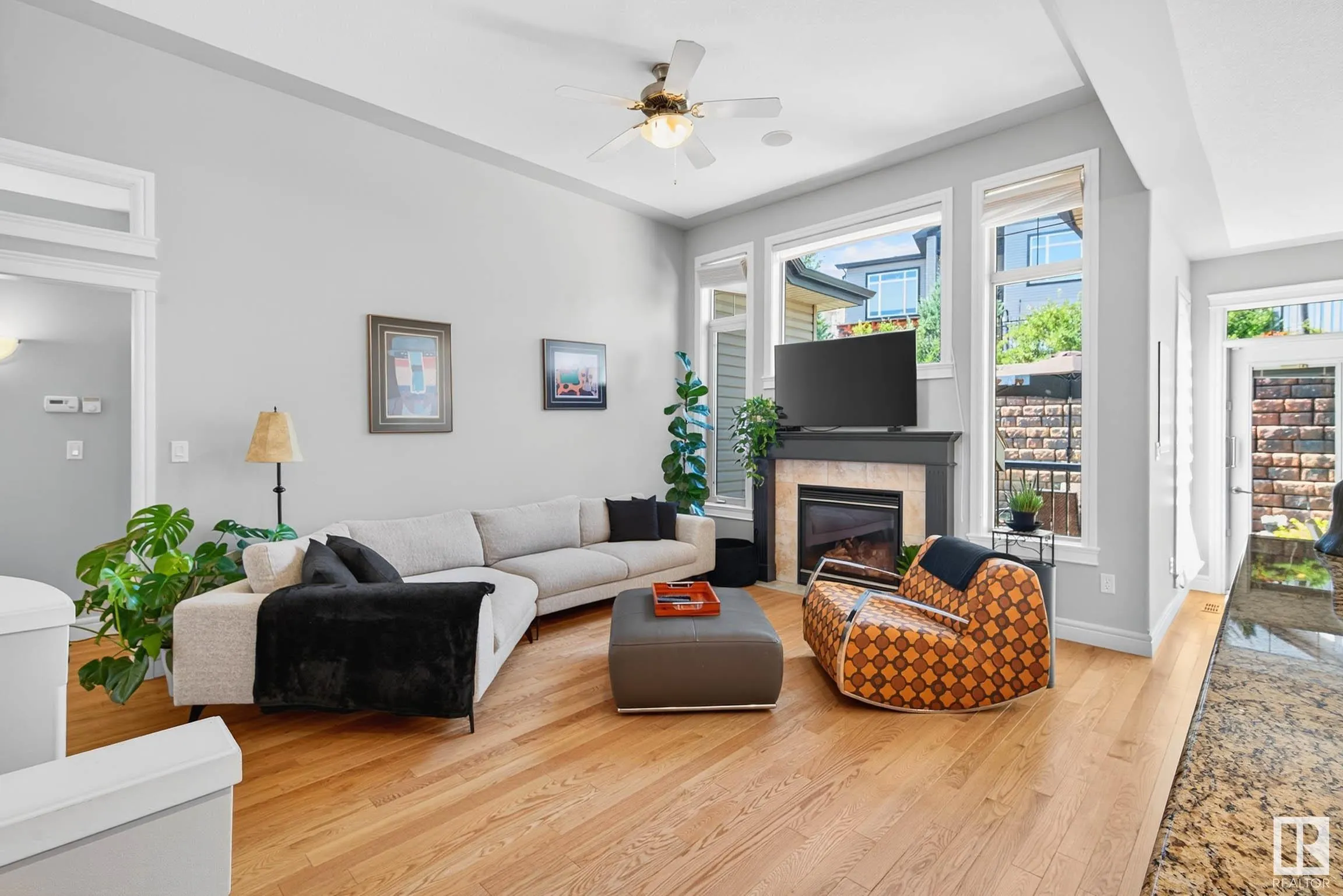 13 OAKCREST Terrace