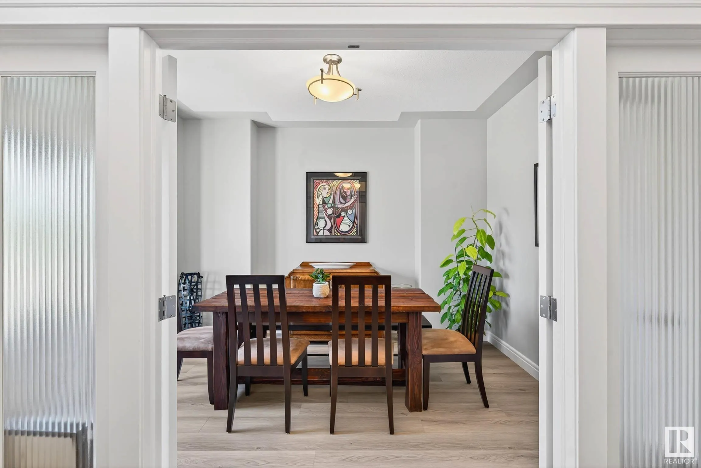 13 OAKCREST Terrace