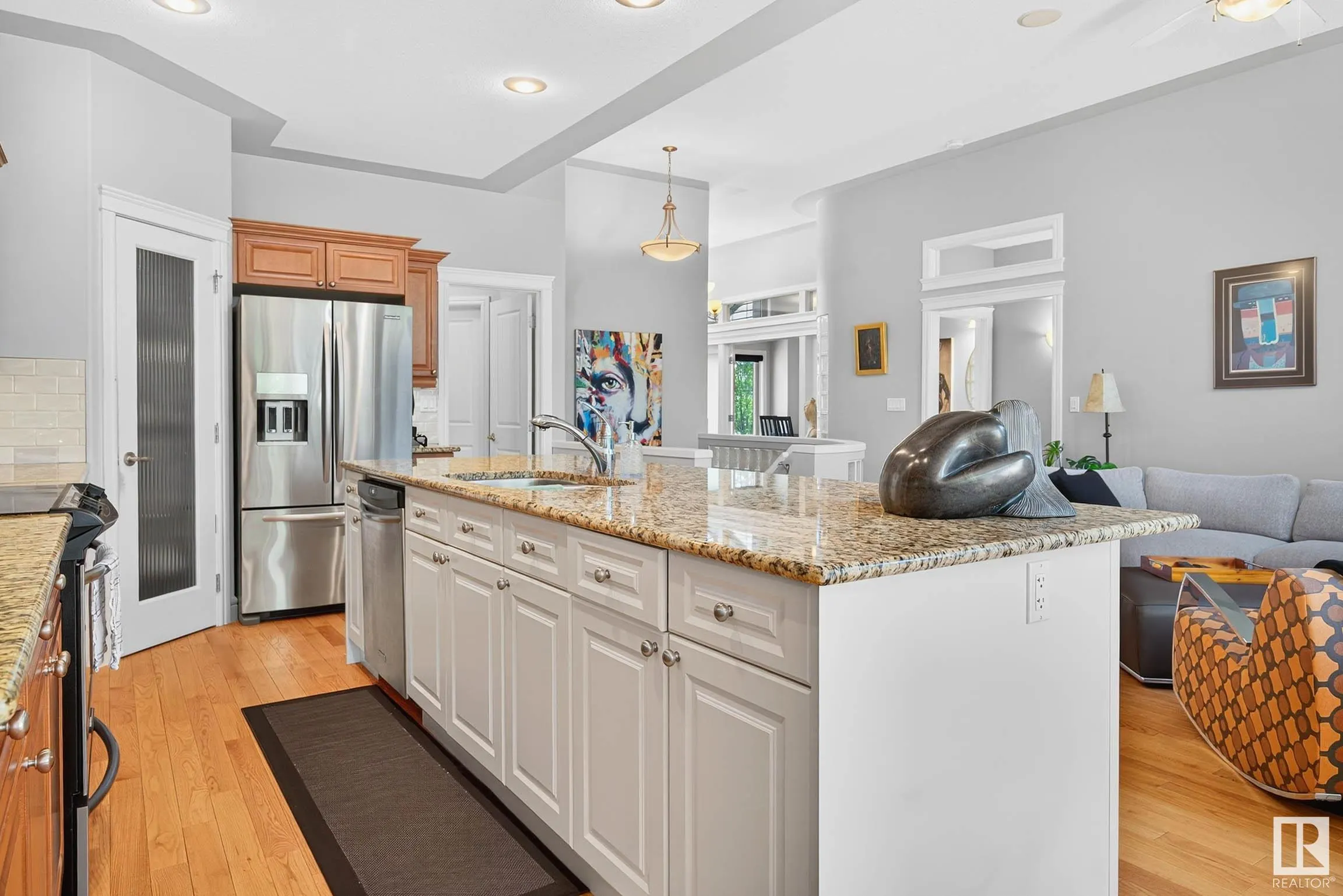 13 OAKCREST Terrace