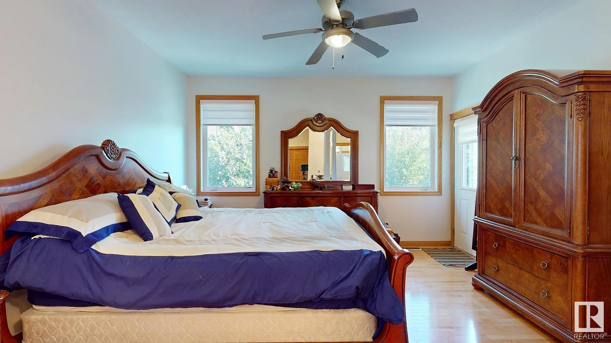 7 KINGSBURY Crescent
