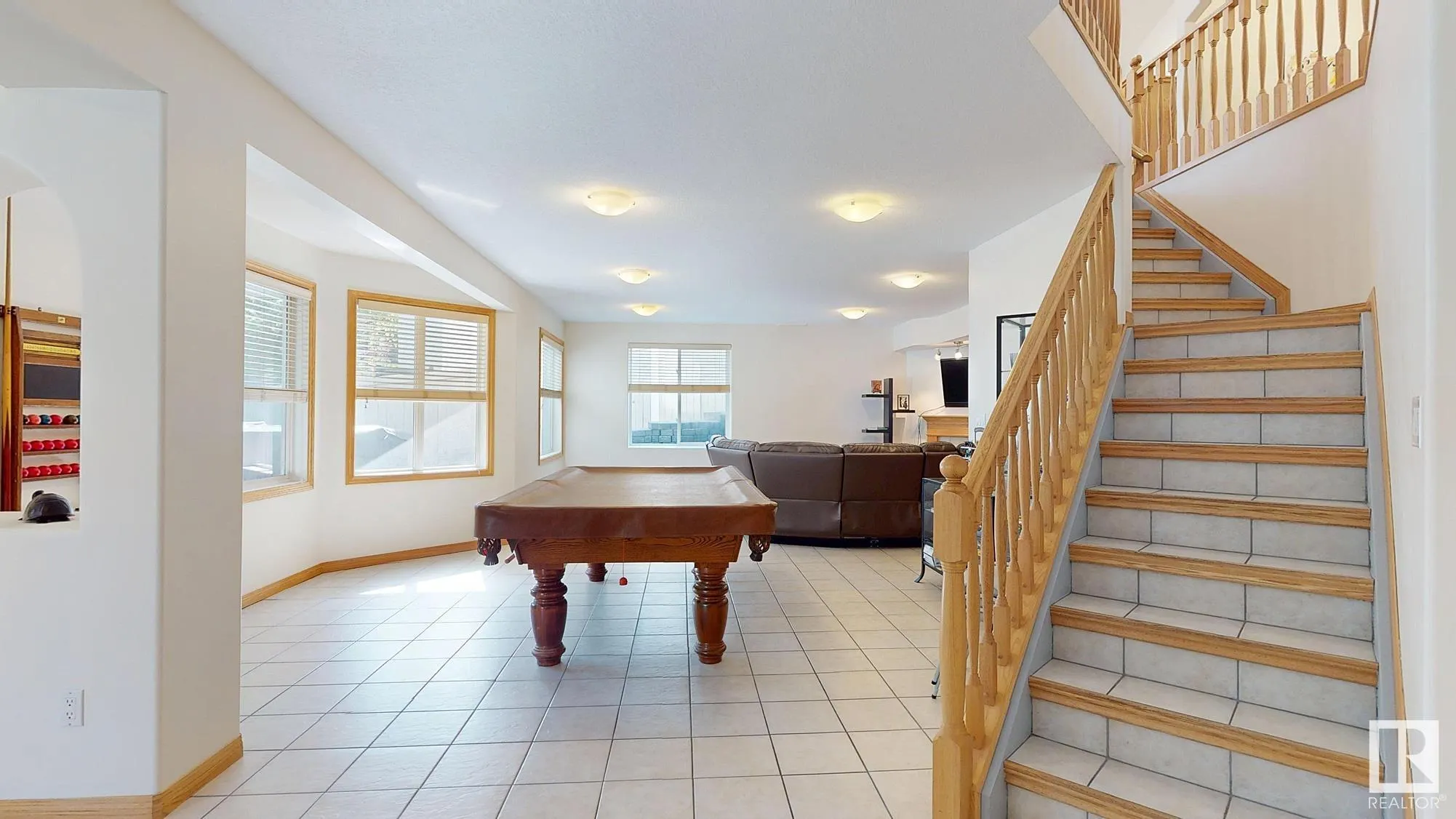 7 KINGSBURY Crescent