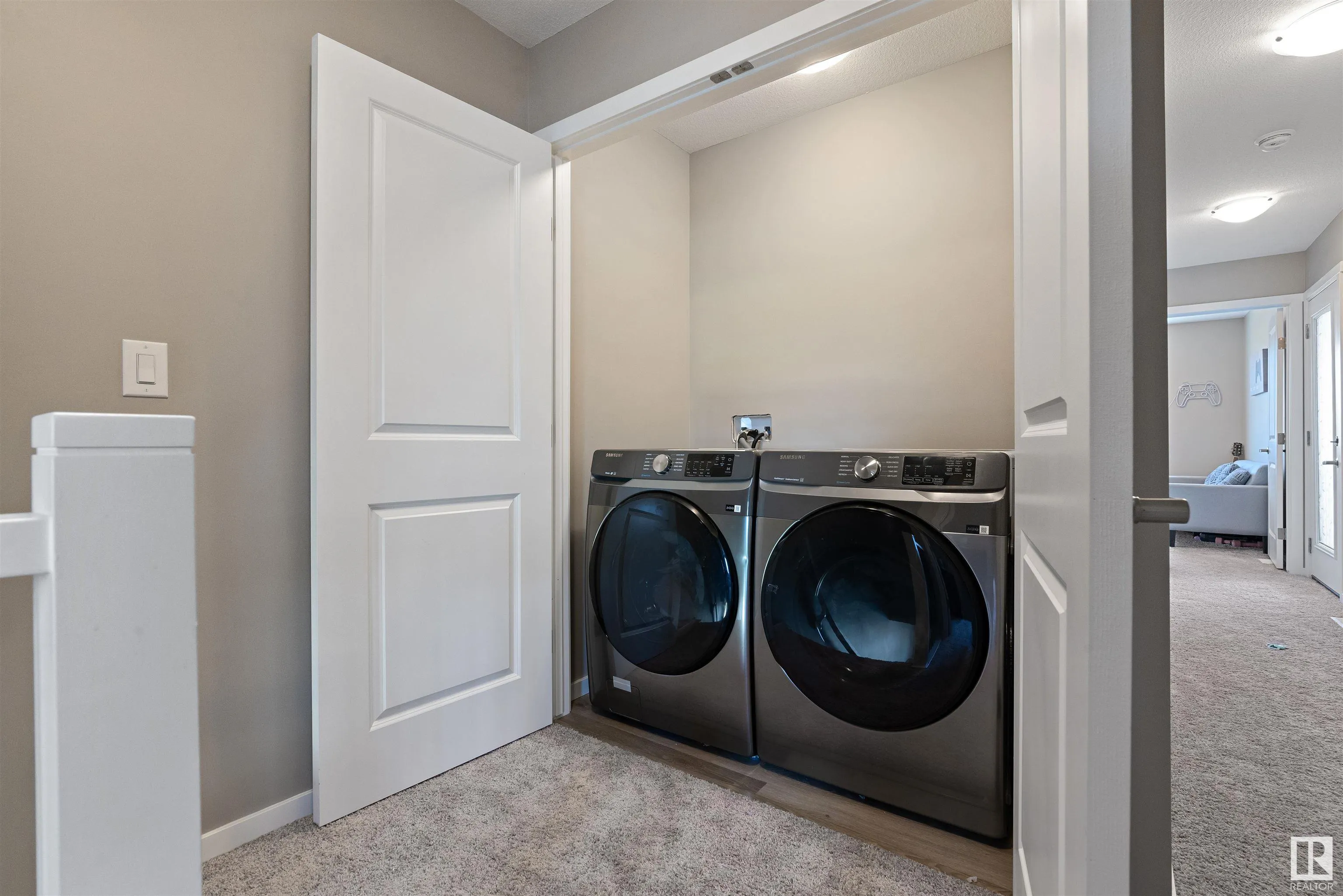1056 Crestview TC