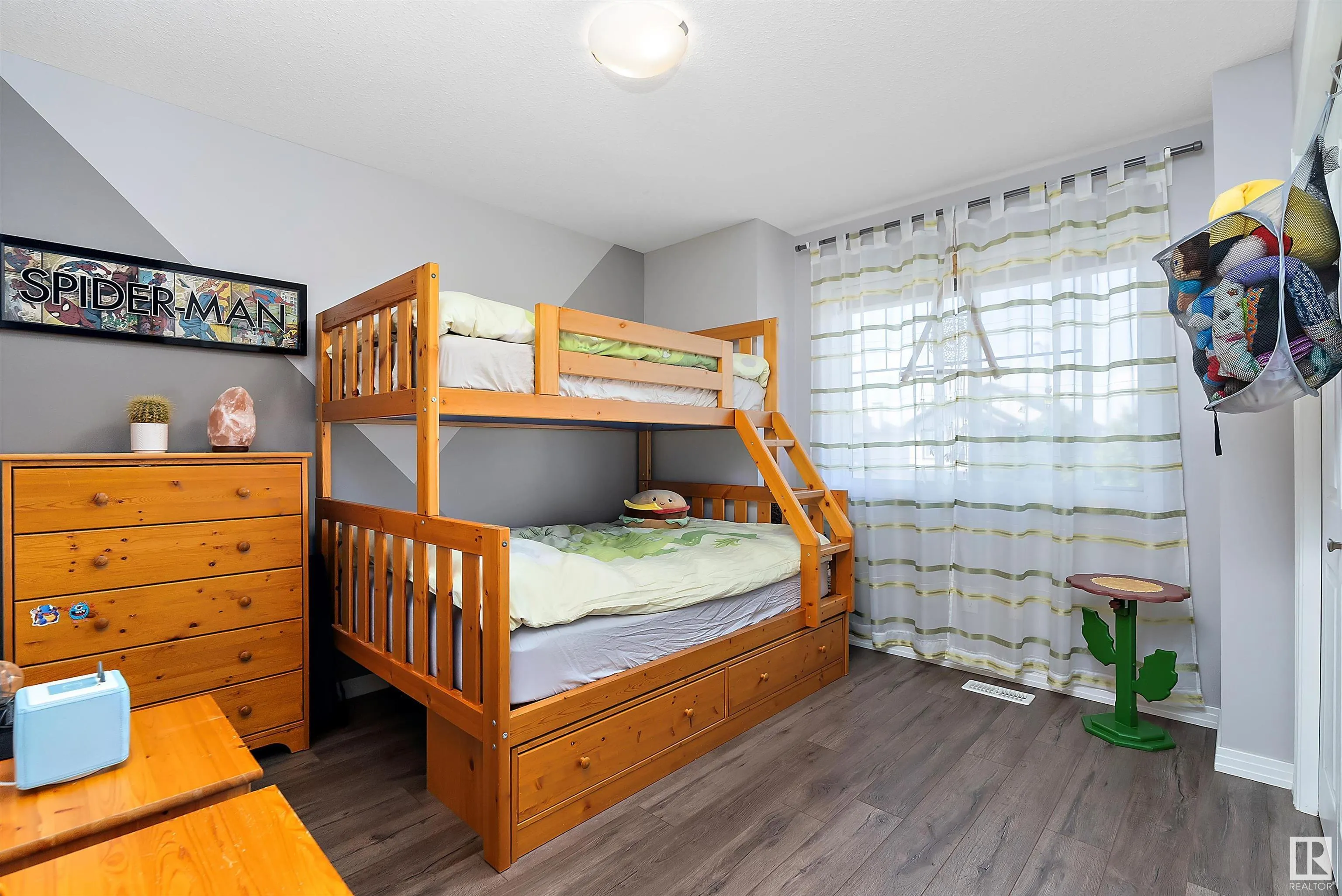 127 RUE MARQUET
