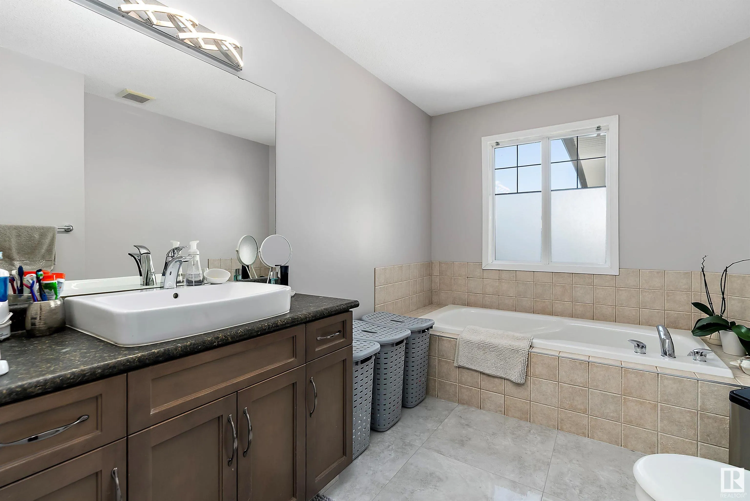 127 RUE MARQUET