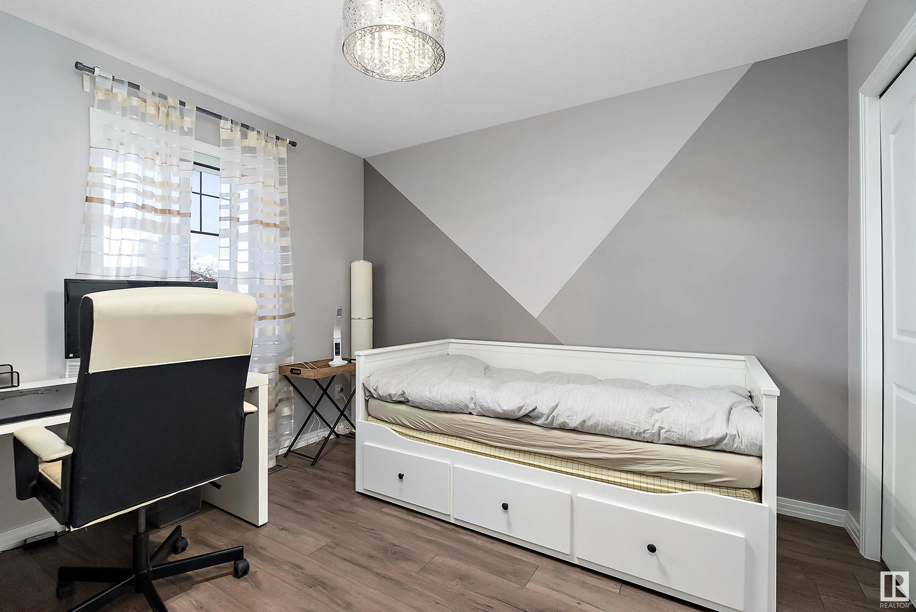 127 RUE MARQUET