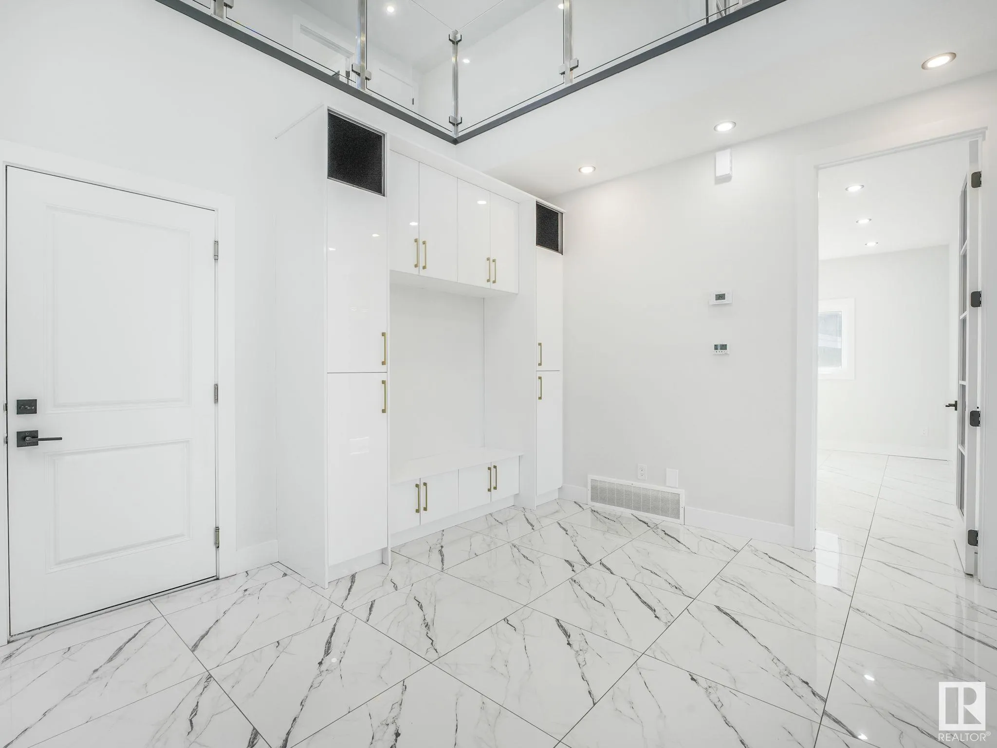 5804 SOLEIL Boulevard