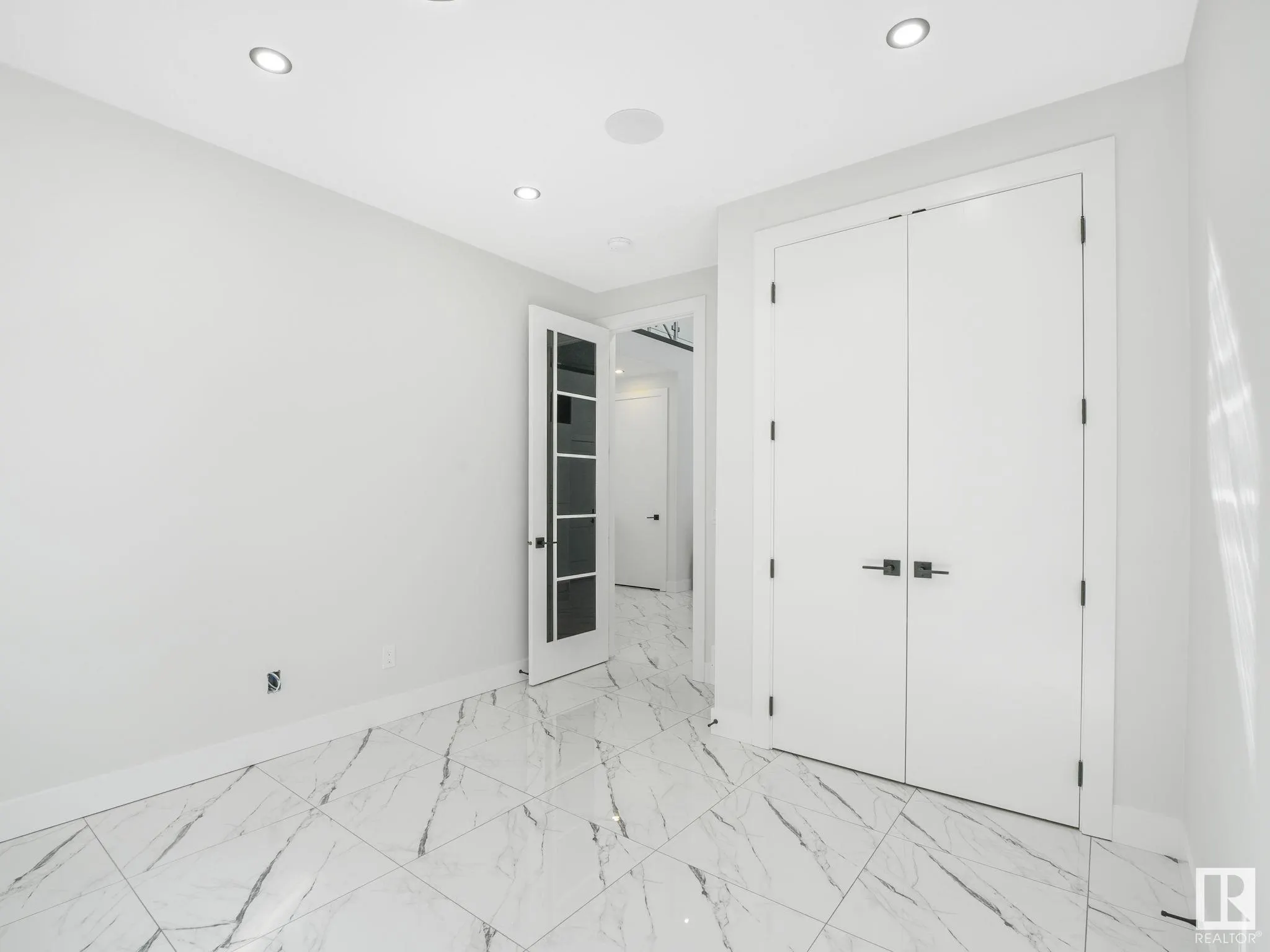 5804 SOLEIL Boulevard