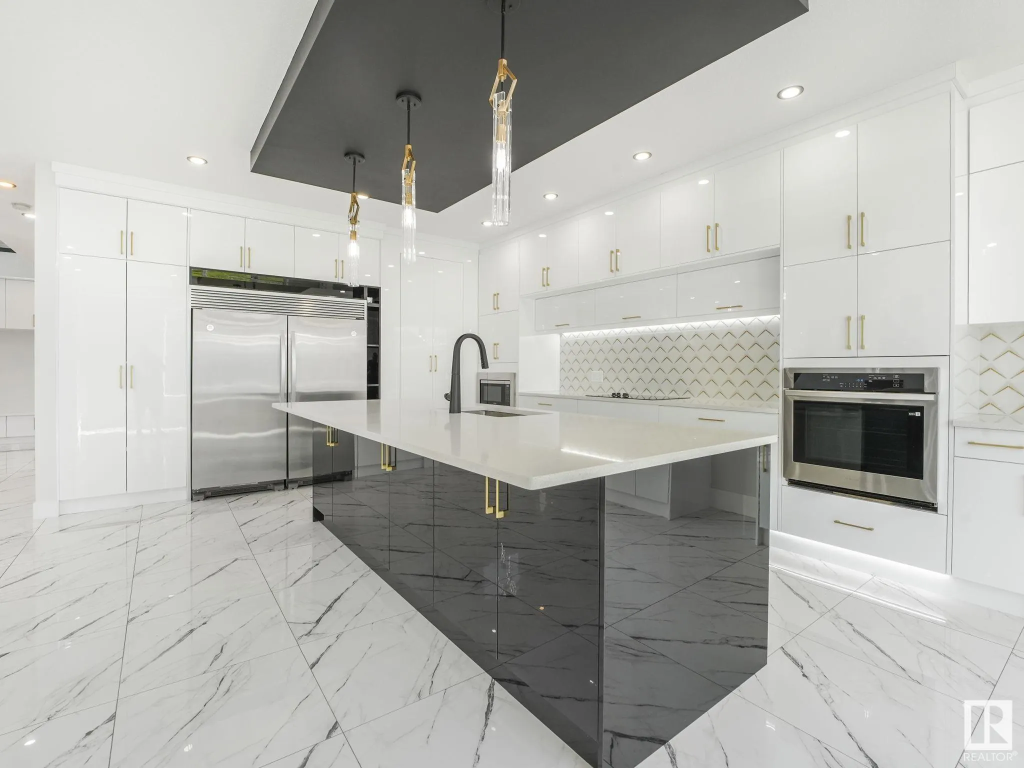 5804 SOLEIL Boulevard