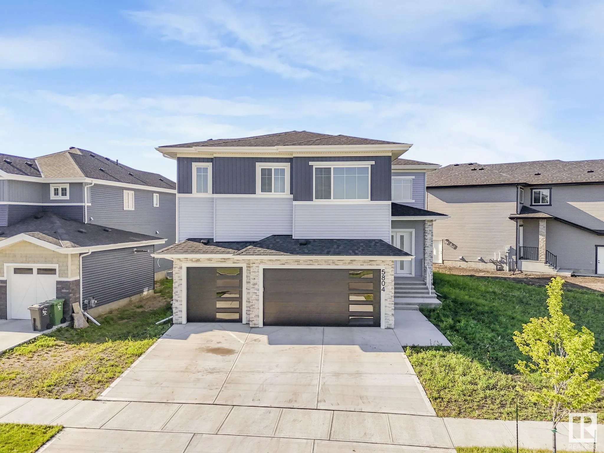 5804 SOLEIL Boulevard