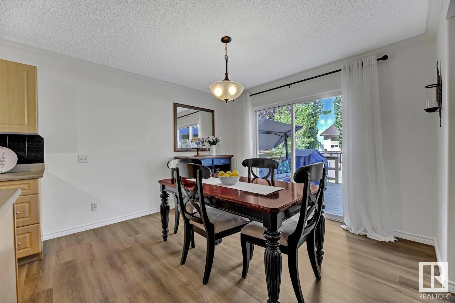 8 LAKEWOOD Cove