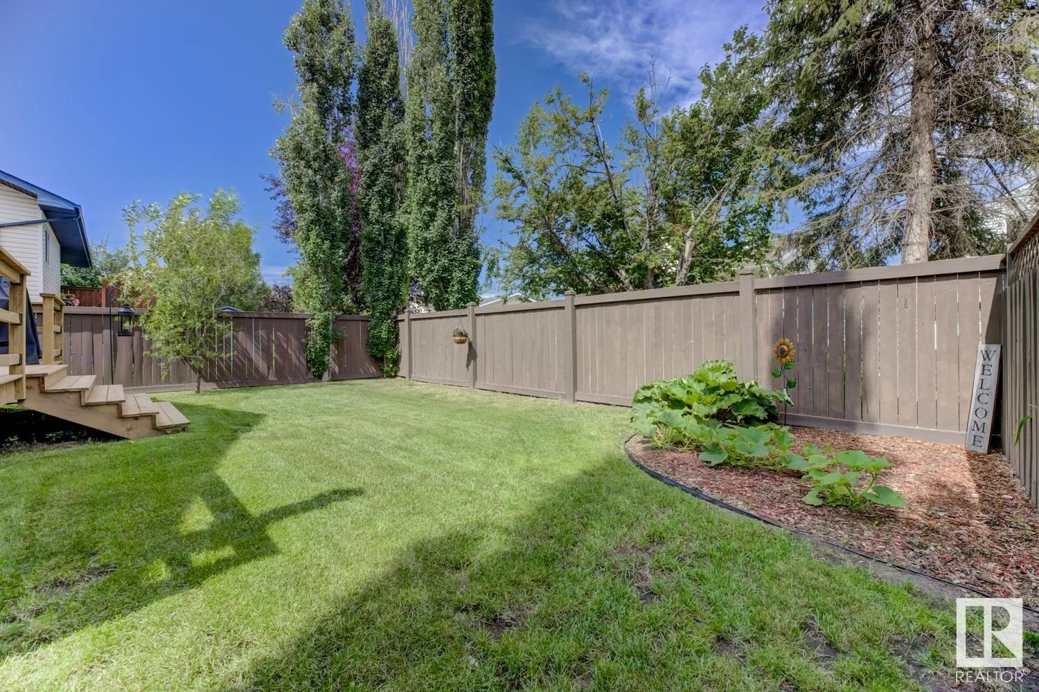 8 LAKEWOOD Cove