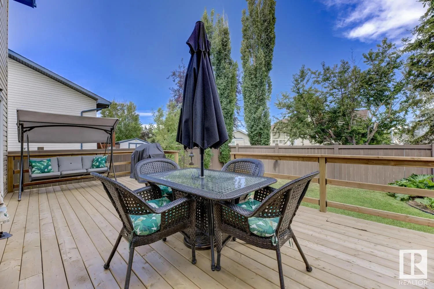 8 LAKEWOOD Cove