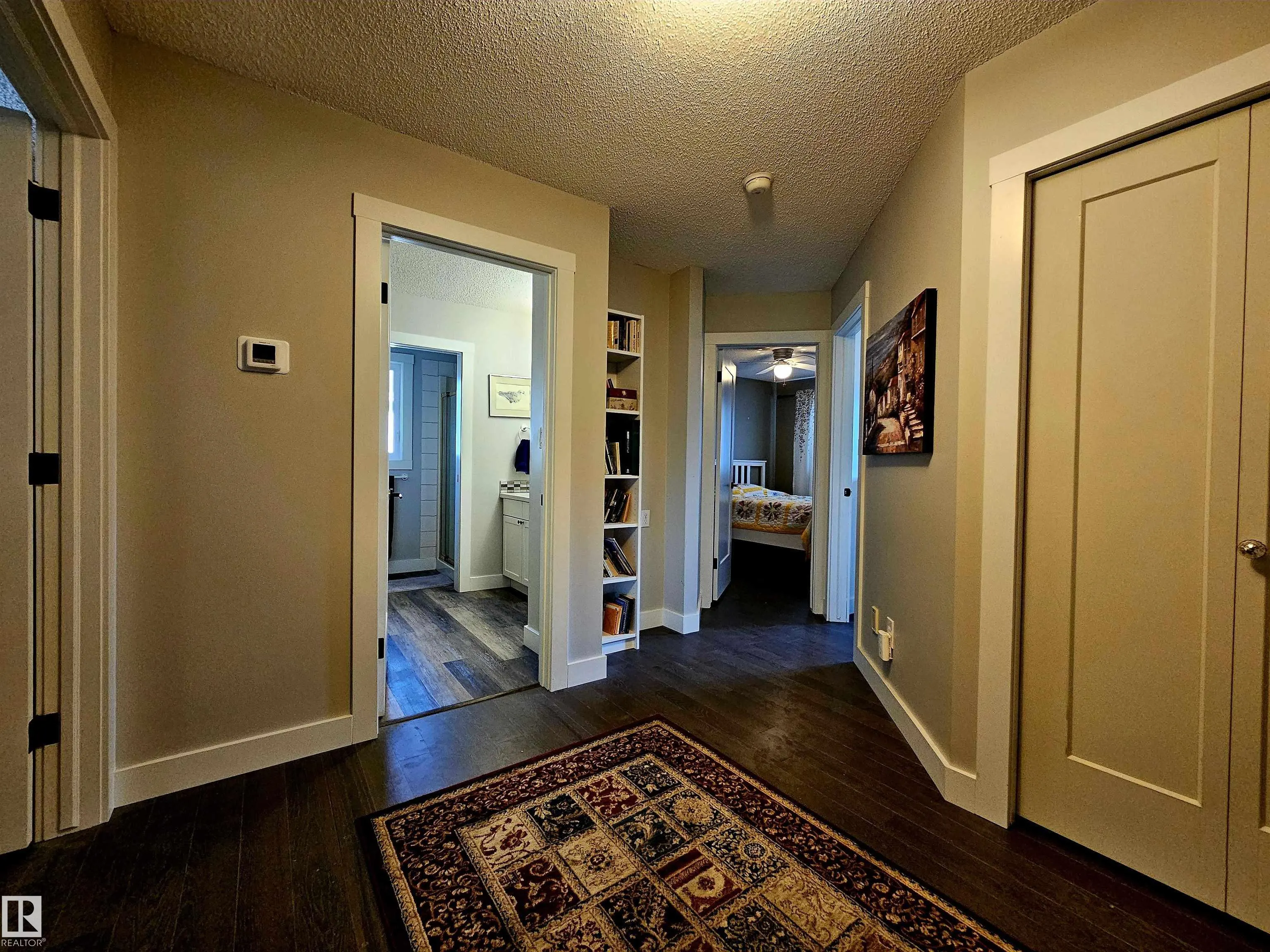 122 GLENCOE Boulevard