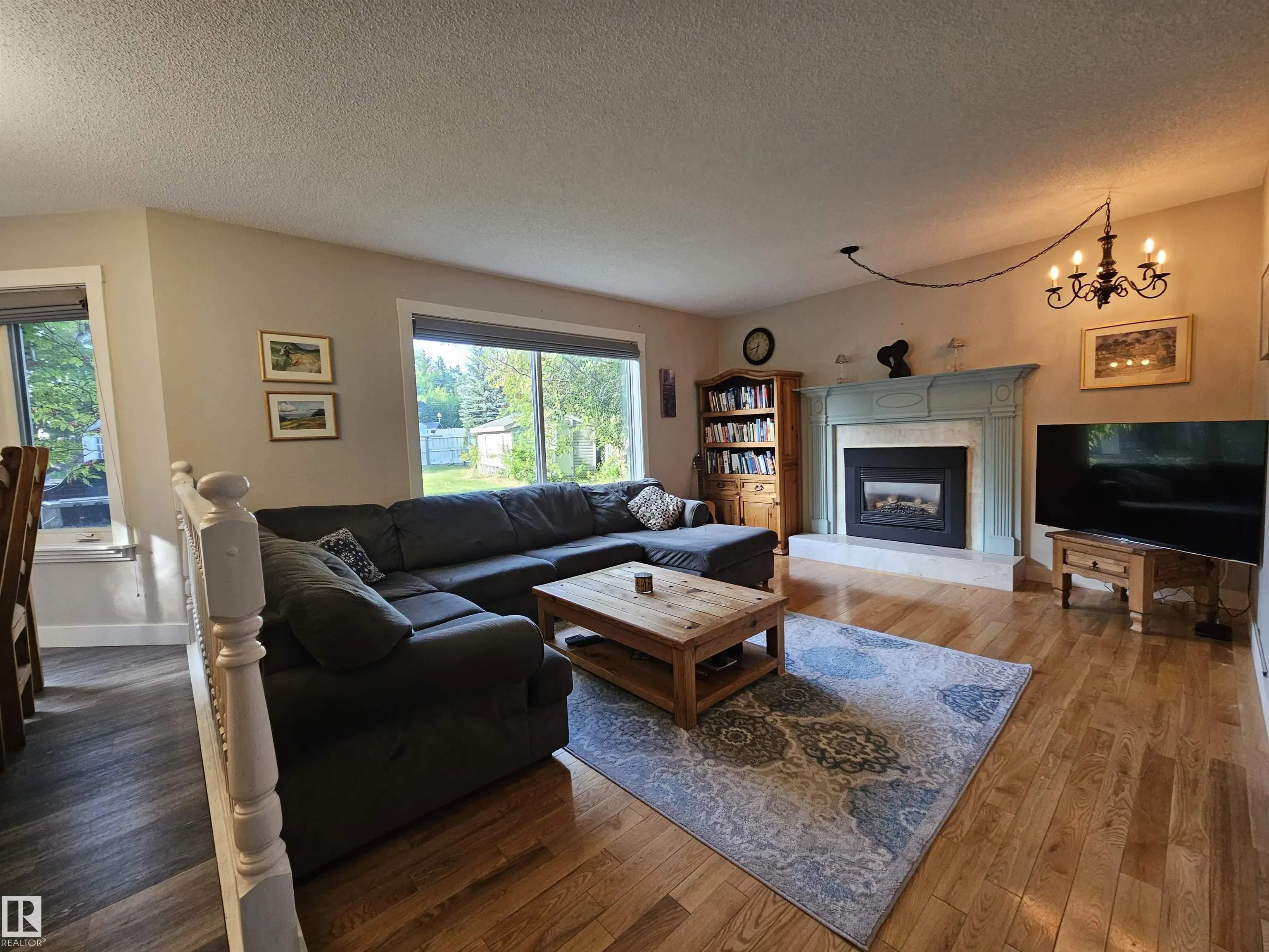 122 GLENCOE Boulevard