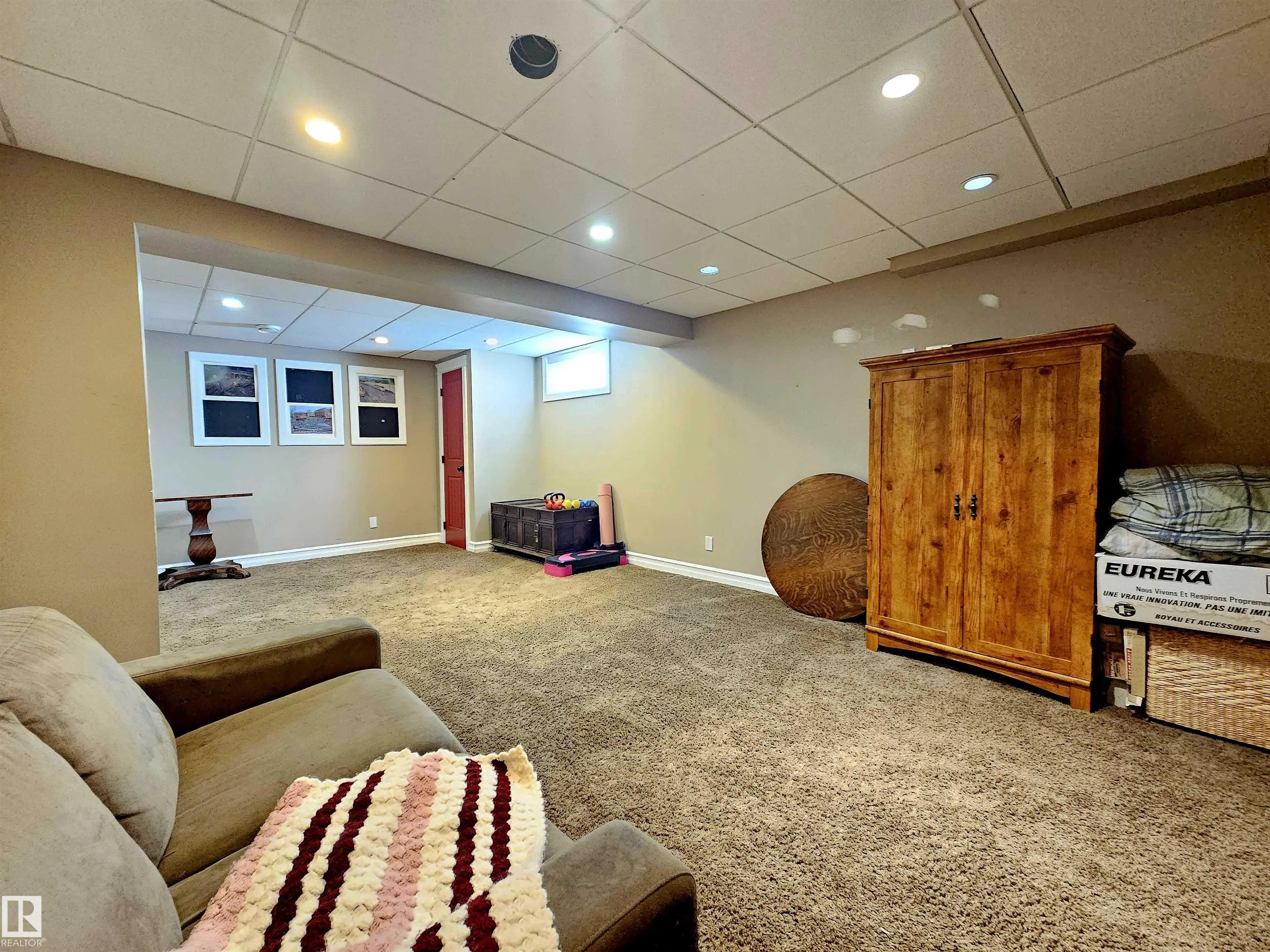 122 GLENCOE Boulevard
