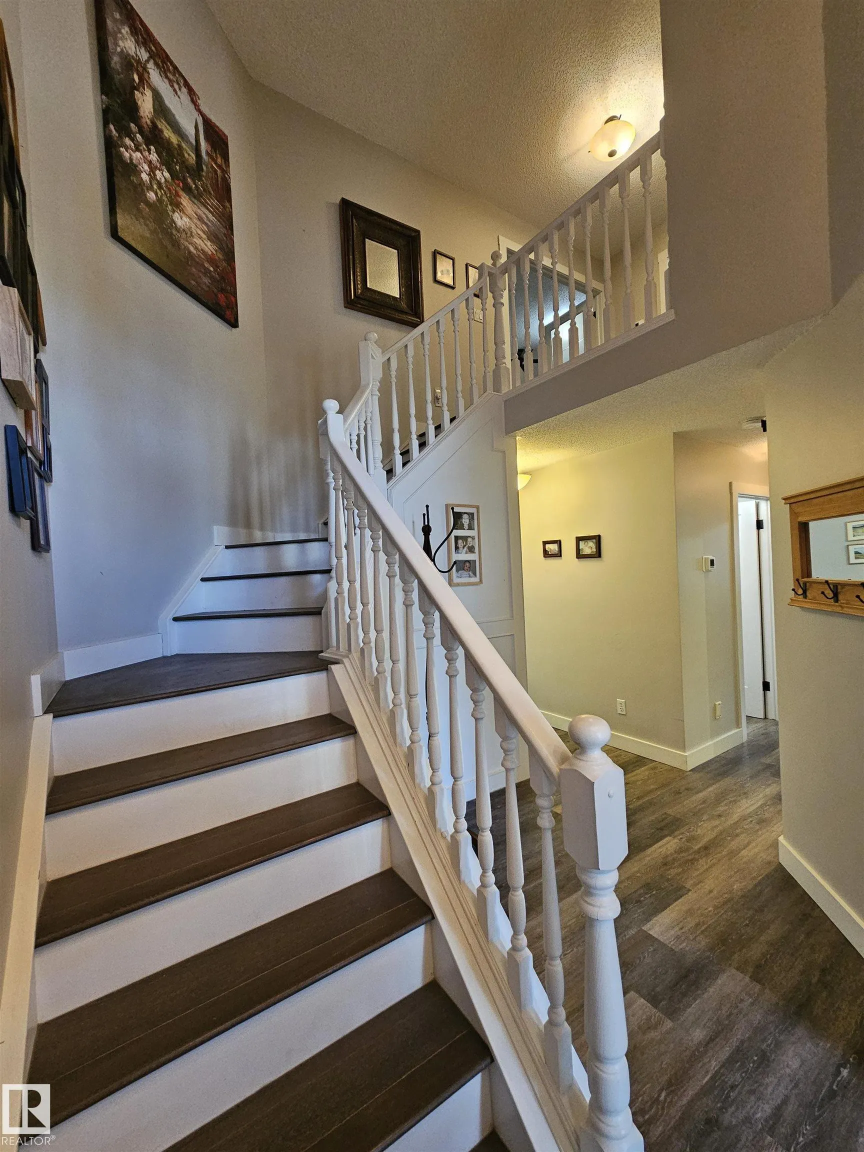 122 GLENCOE Boulevard