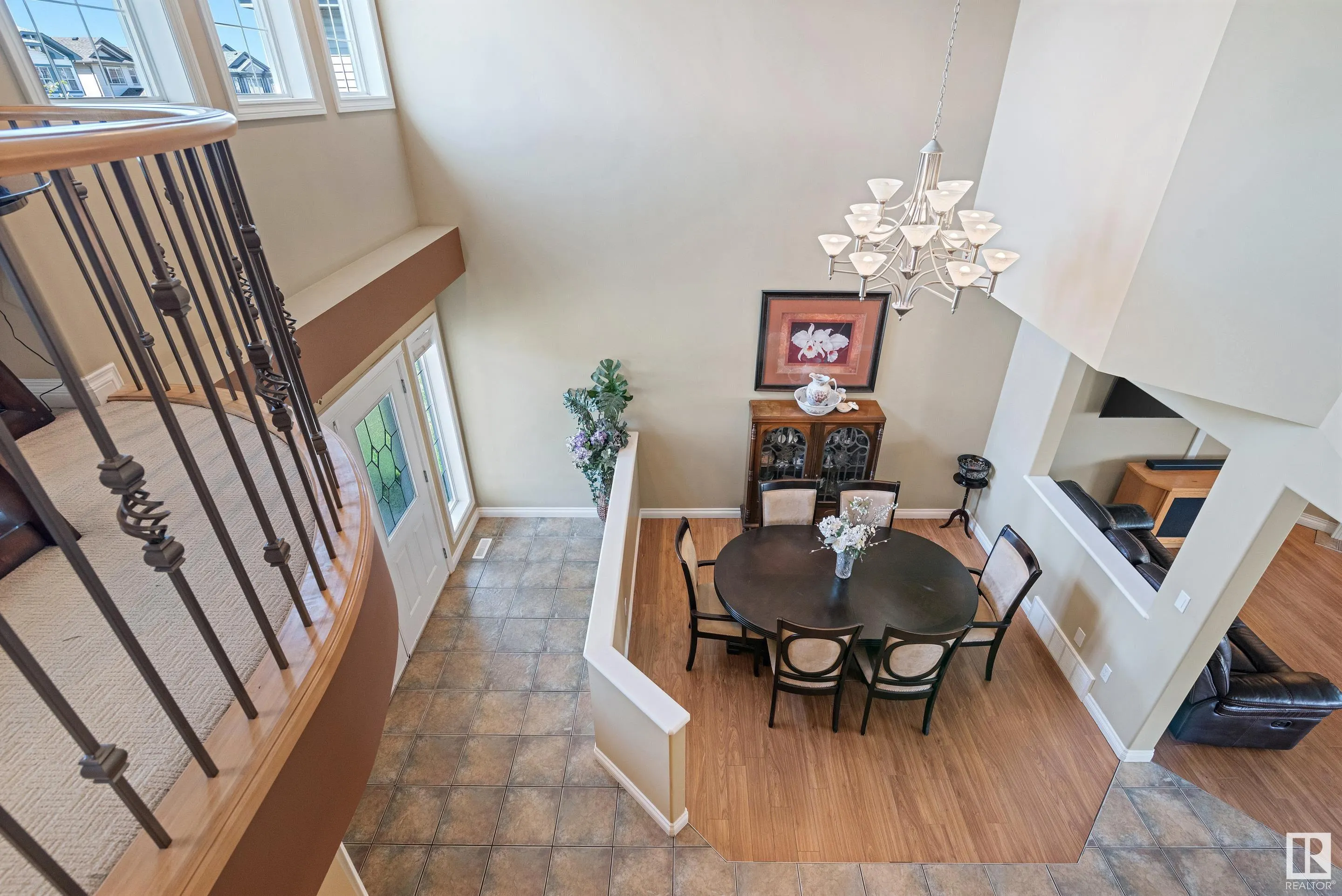 356 CALDERON Crescent