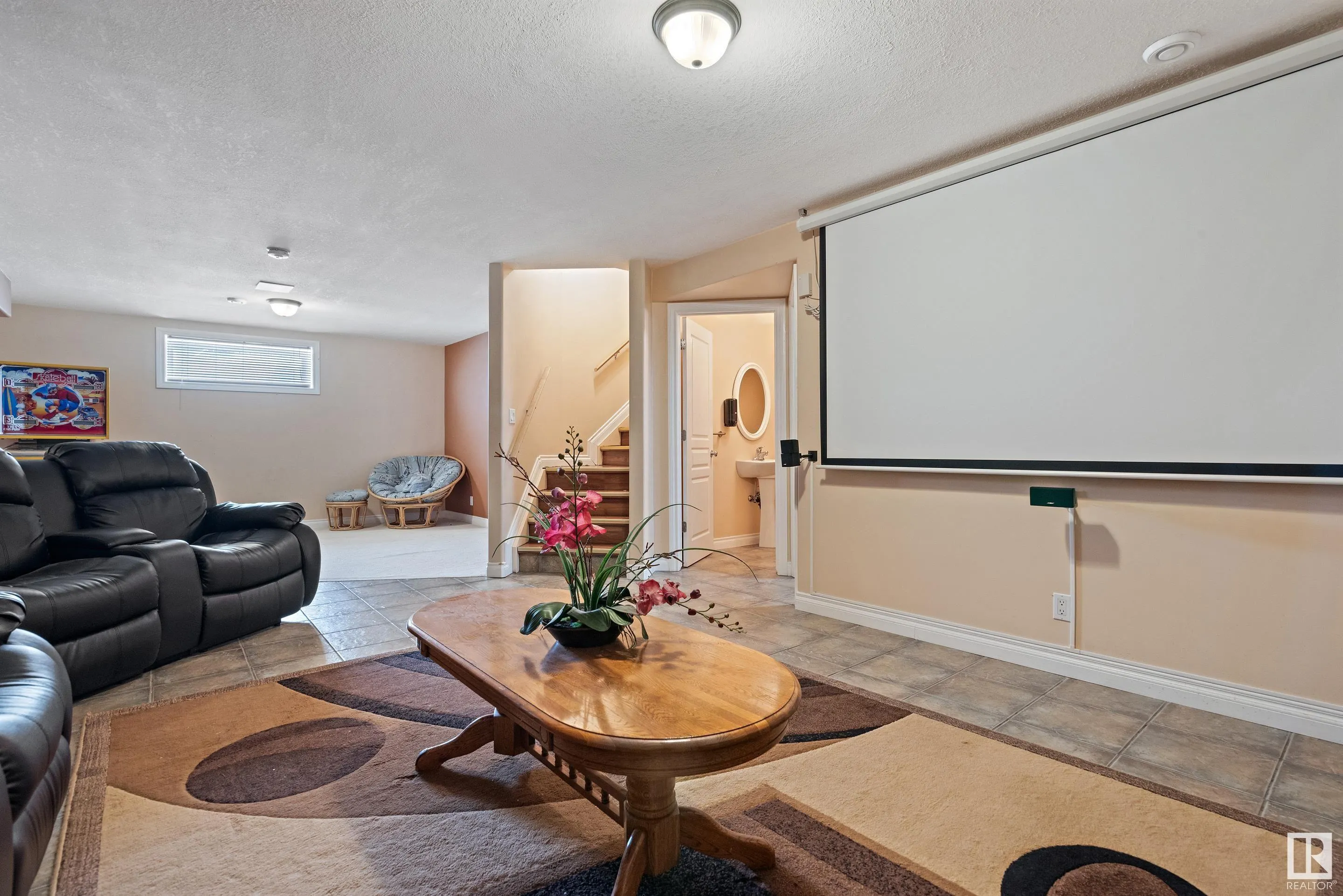 356 CALDERON Crescent