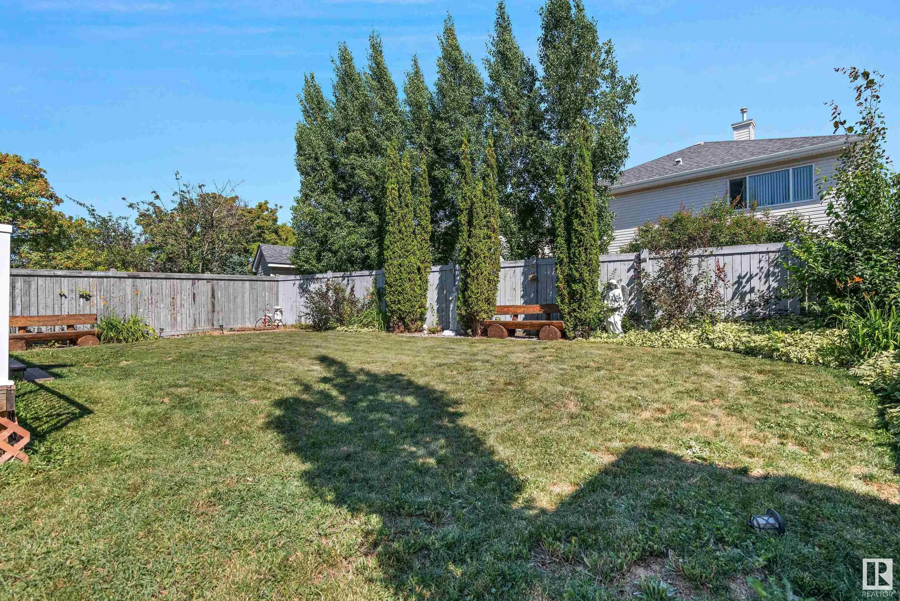 356 CALDERON Crescent