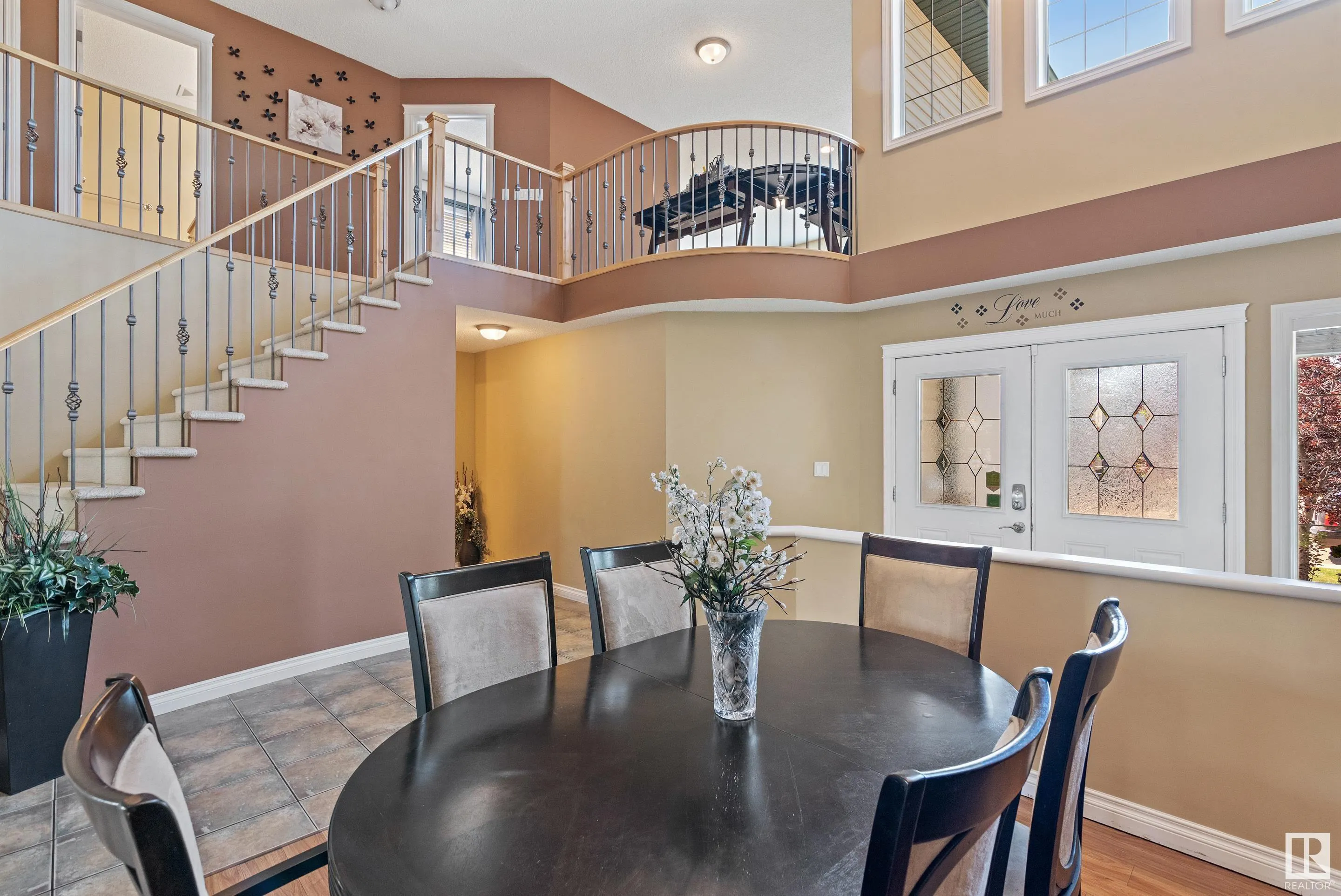 356 CALDERON Crescent
