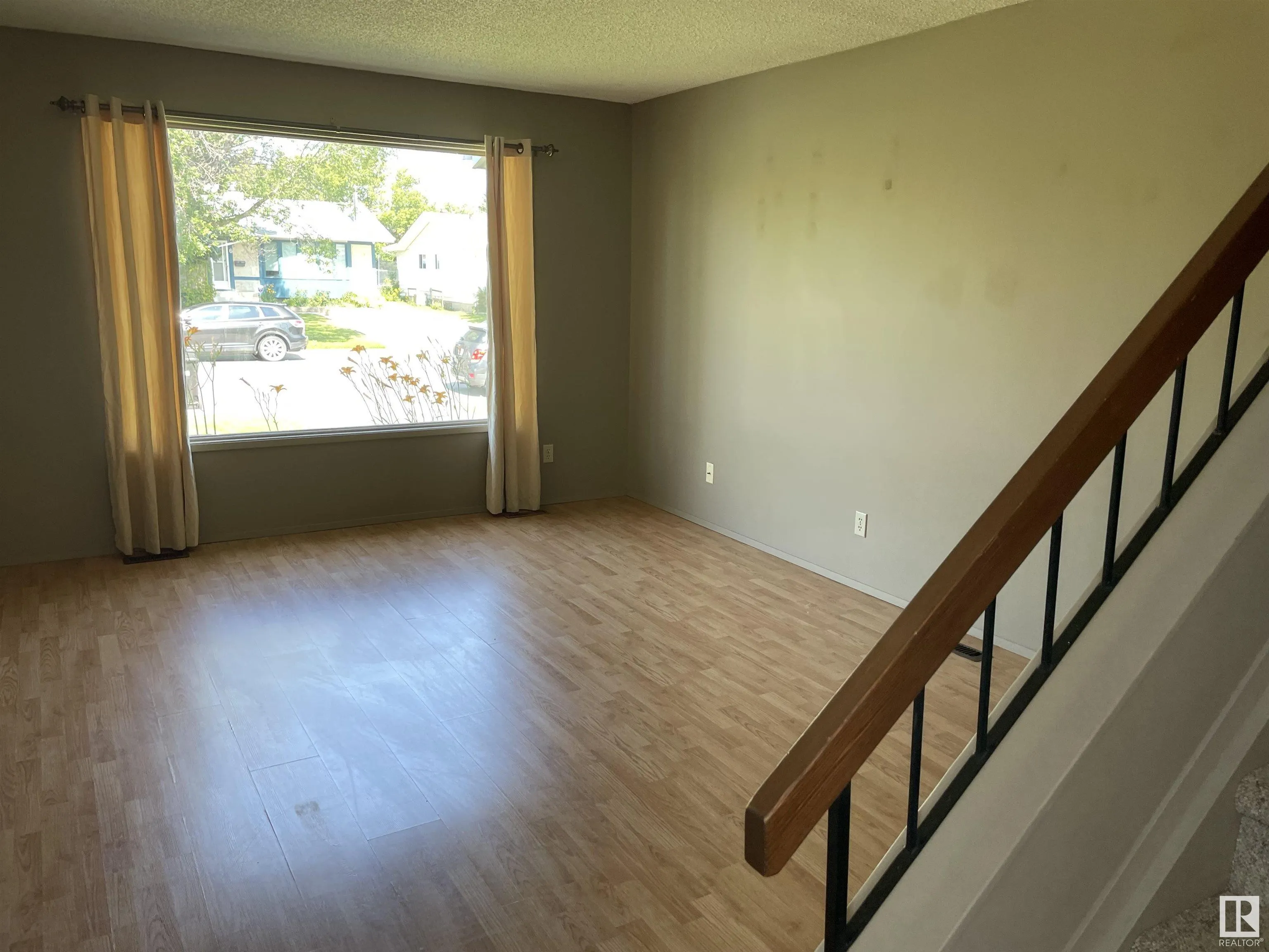 4315 South Park Drive