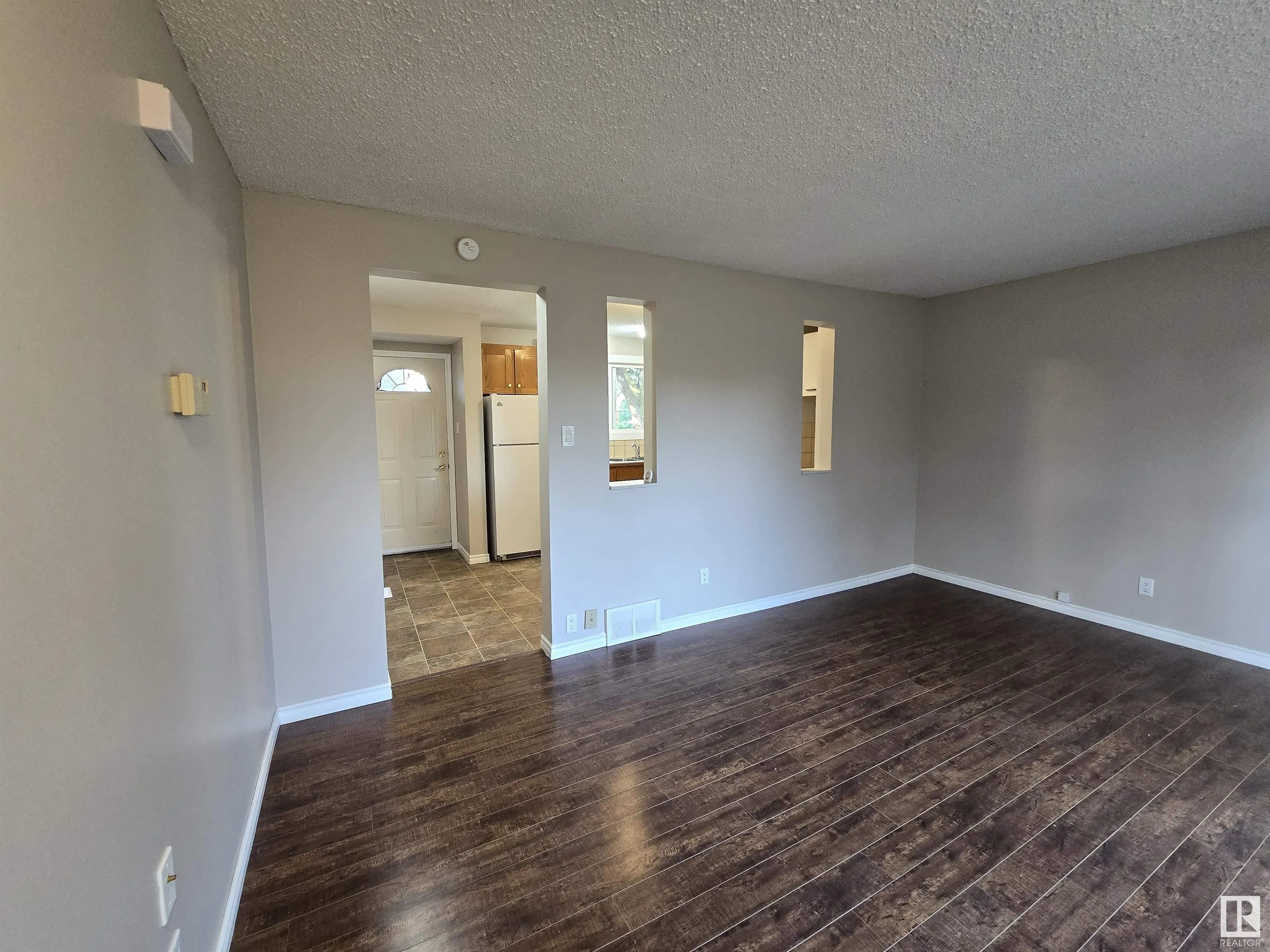 137 Habitat Crescent
