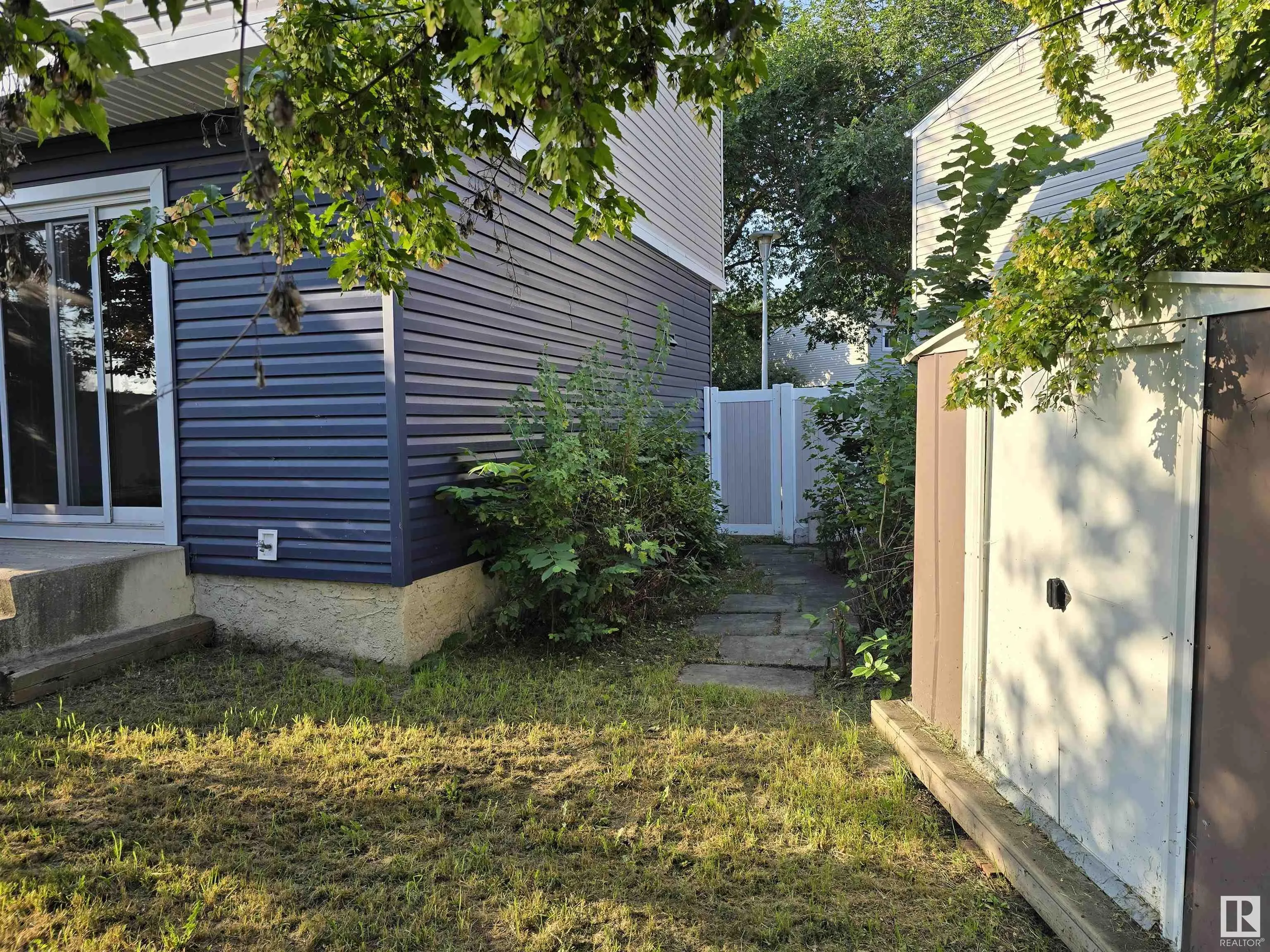 137 Habitat Crescent