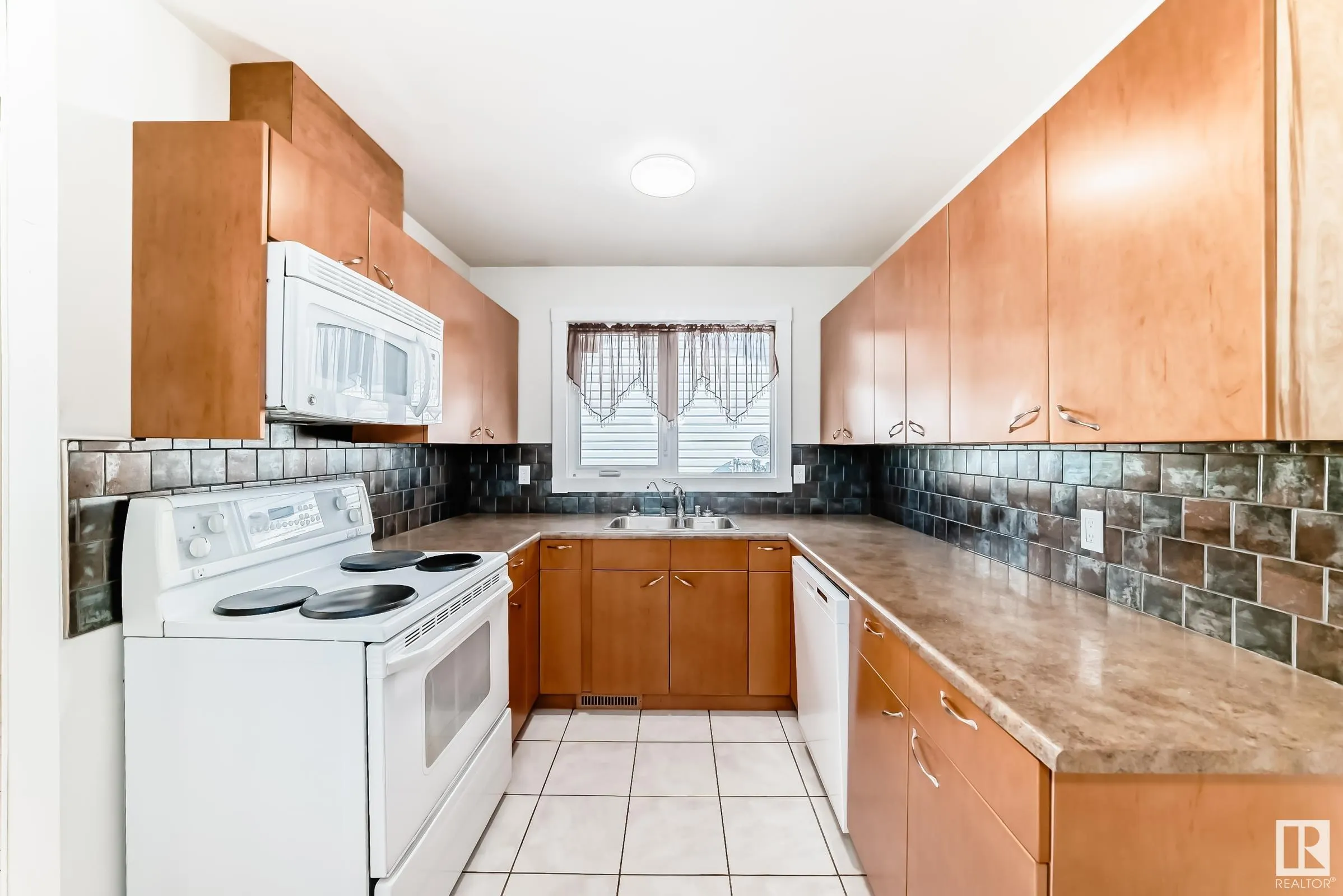 110 BRANTFORD Street