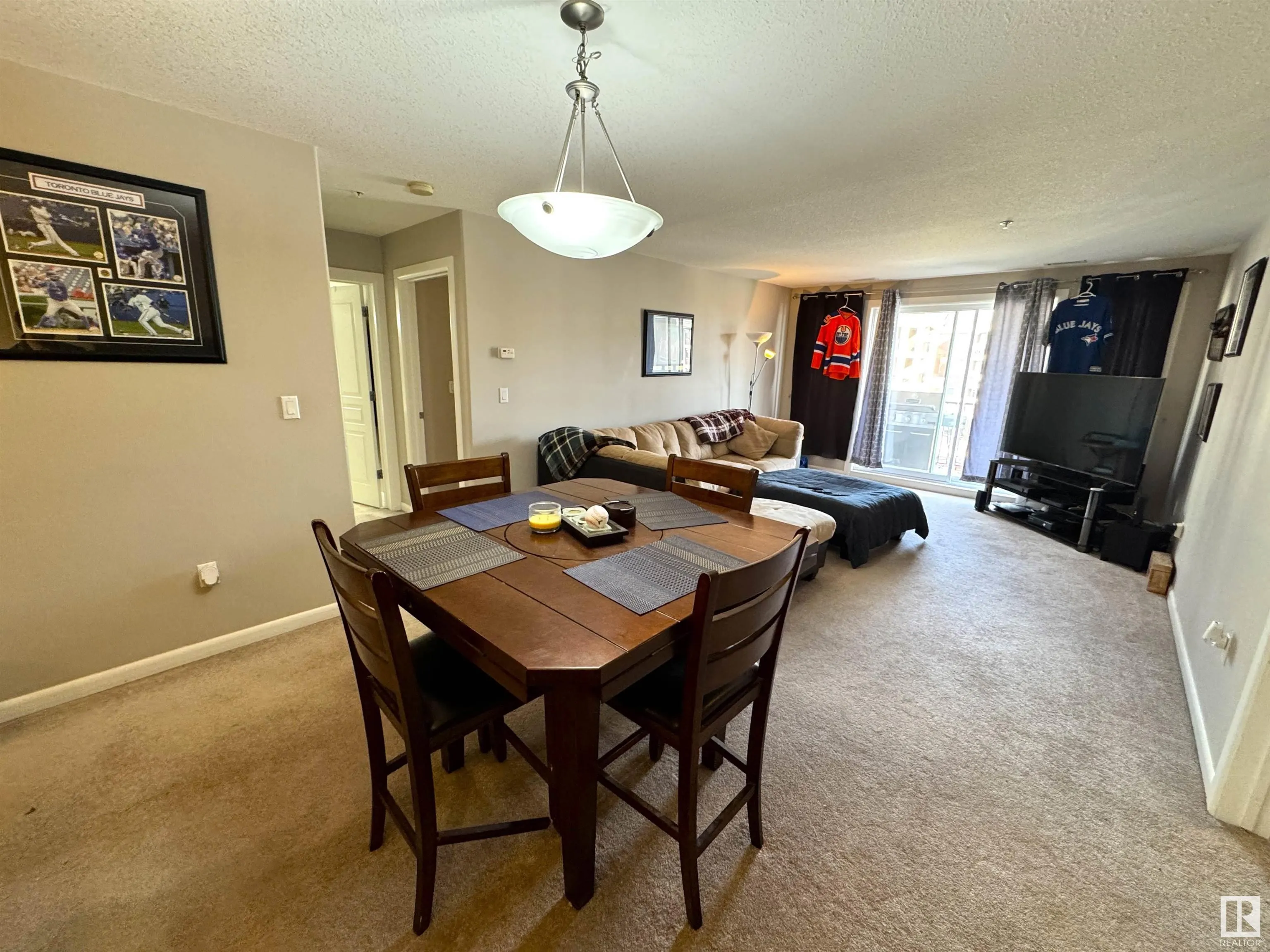 300 PALISADES Way