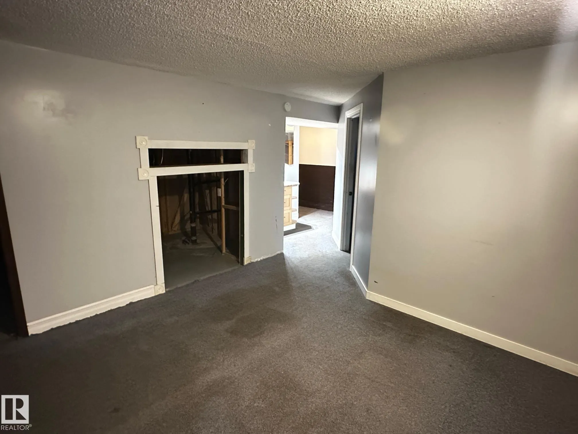 54 MATHIAS Avenue