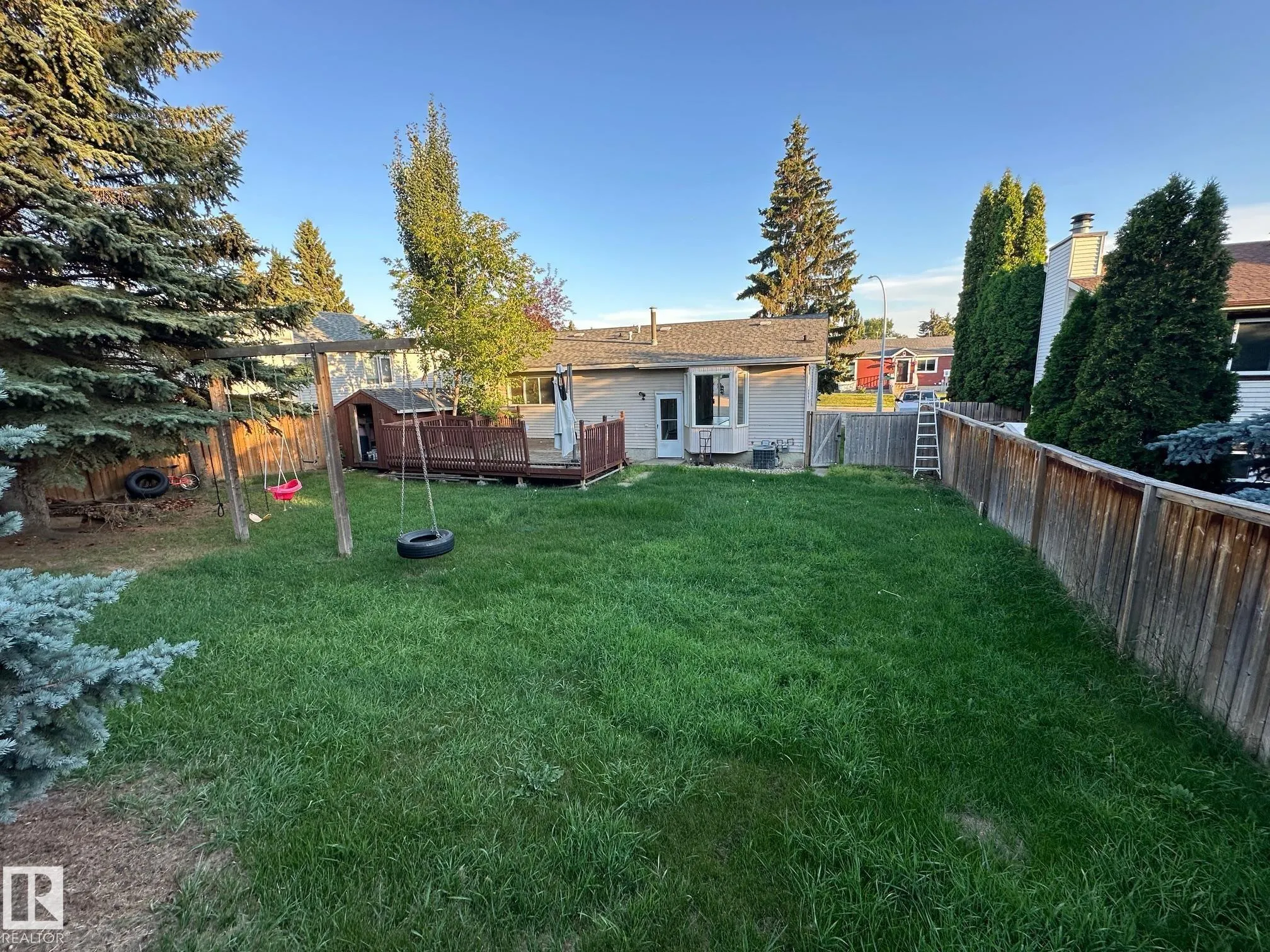 54 MATHIAS Avenue