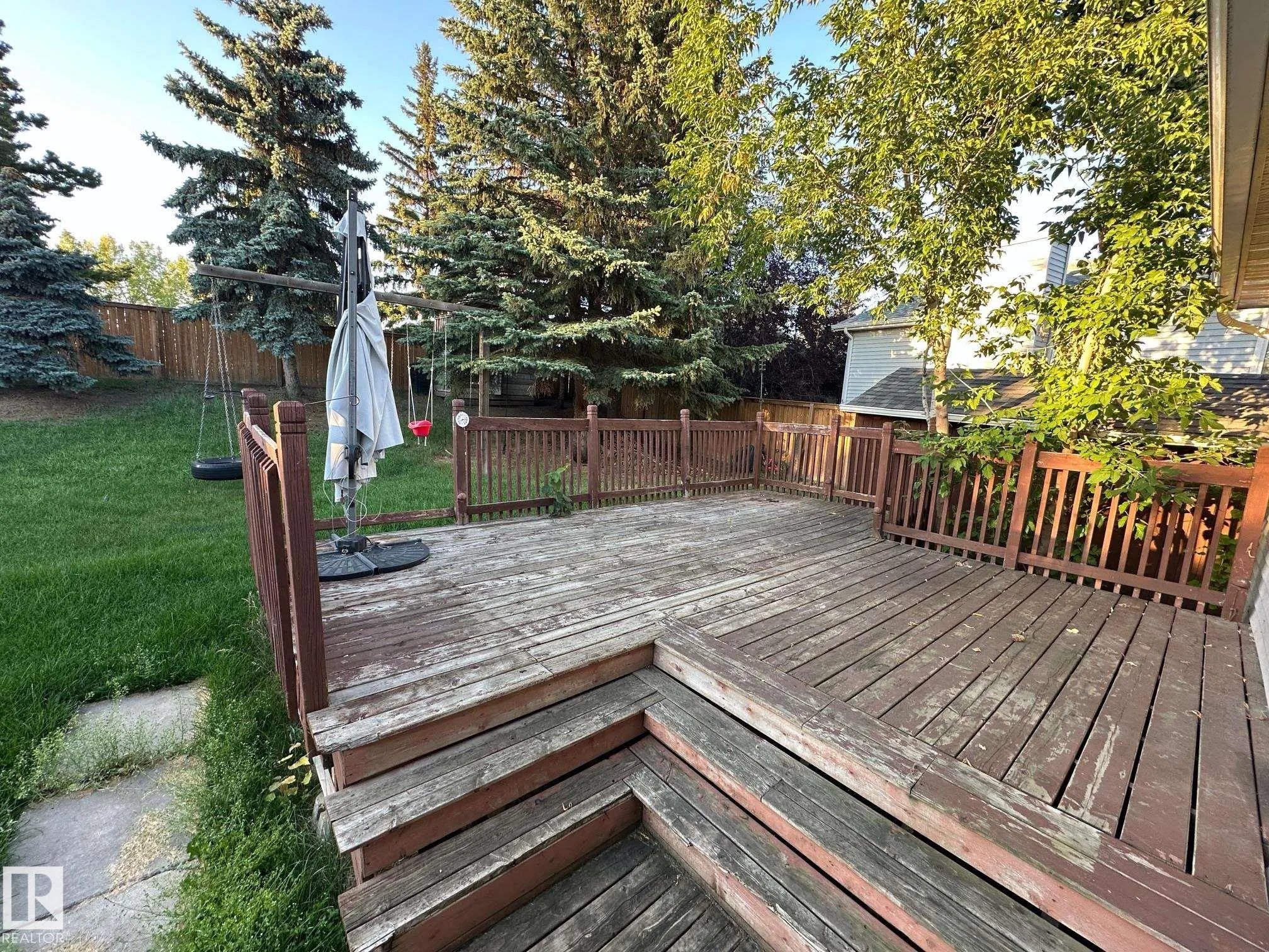 54 MATHIAS Avenue