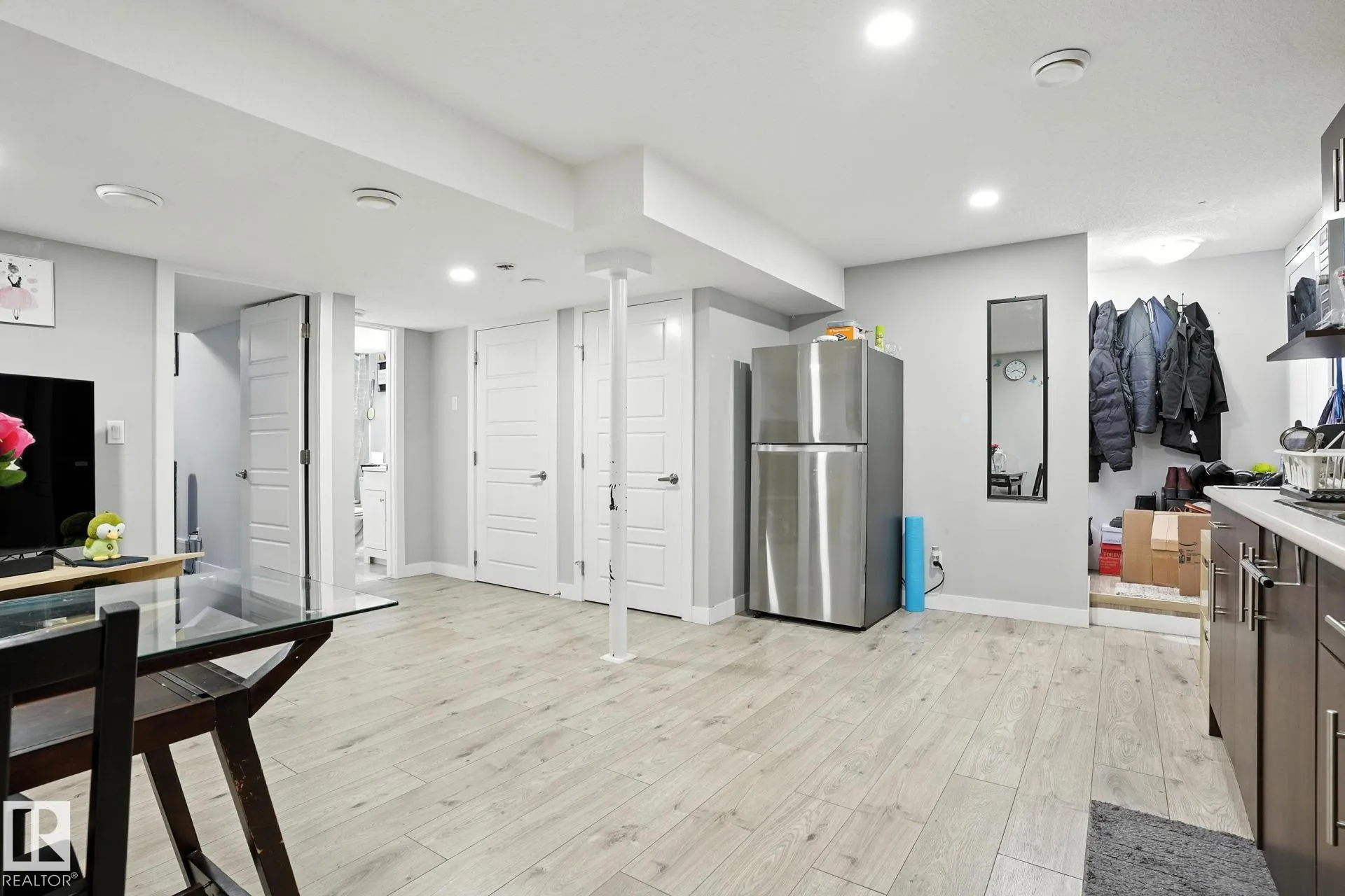 1286 DANIELS Crescent