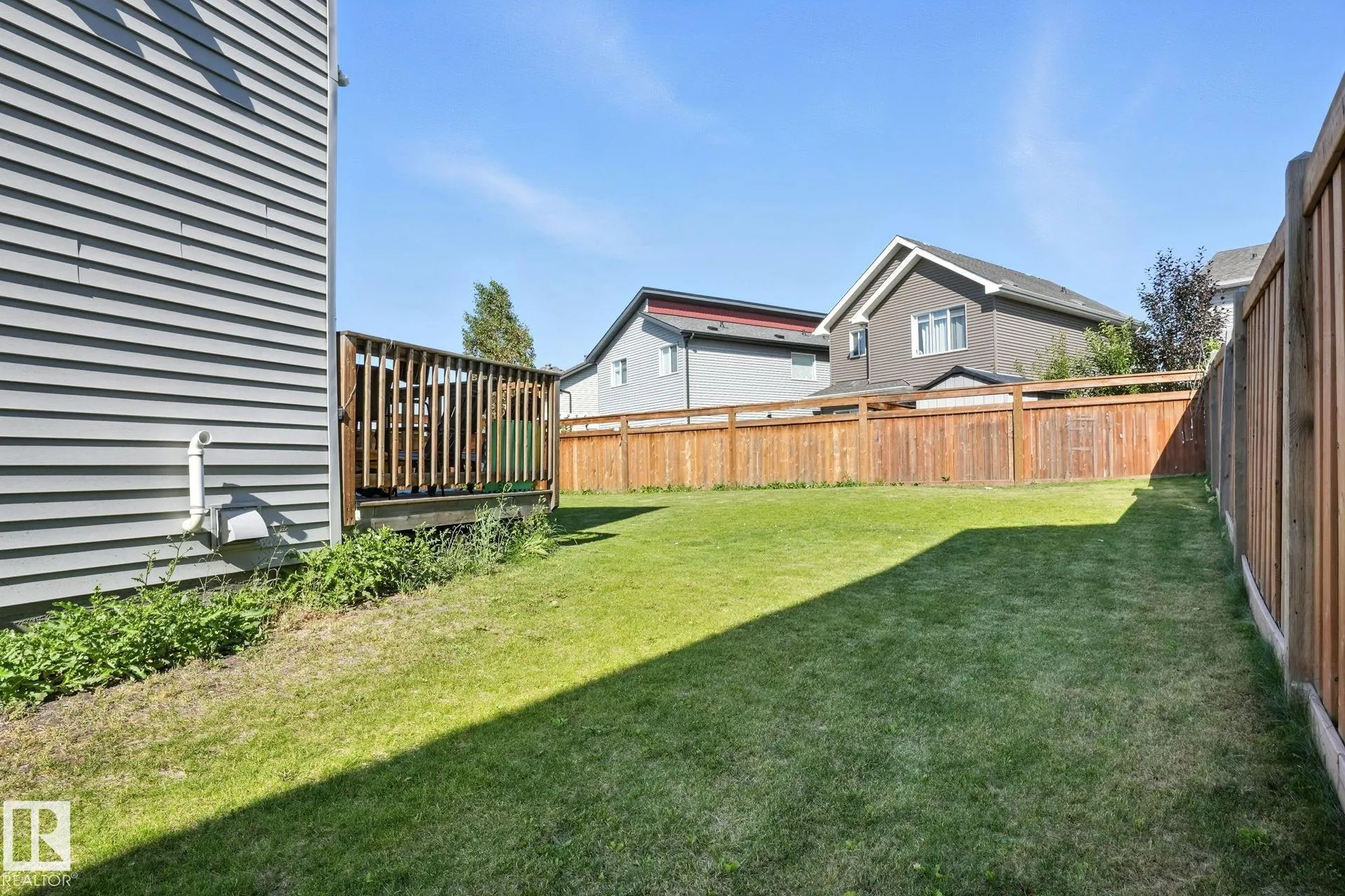 1286 DANIELS Crescent